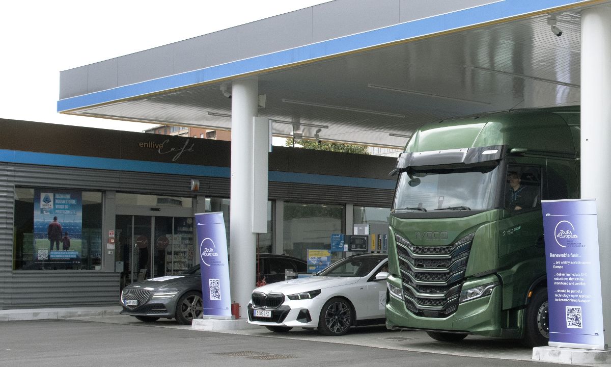 IVECO al Tour d’Europe: il biometano guida la transizione verso una mobilità sostenibile - - Lombardia Truck
