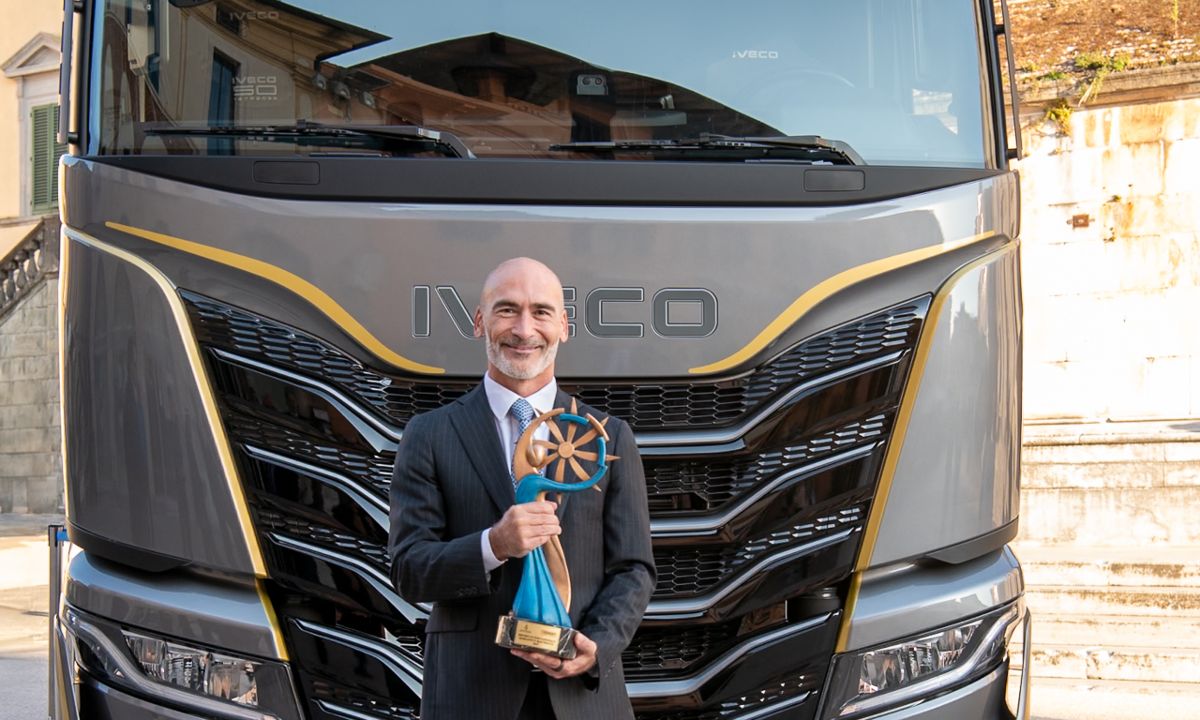 IVECO insignita del XXIV Premio Internazionale “Barsanti e Matteucci”  - - Lombardia Truck