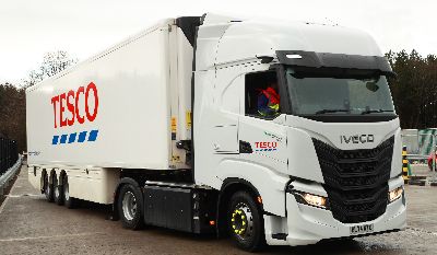 IVECO rafforza la logistica sostenibile con 42 nuovi IVECO S-Way CNG  - Lombardia Truck