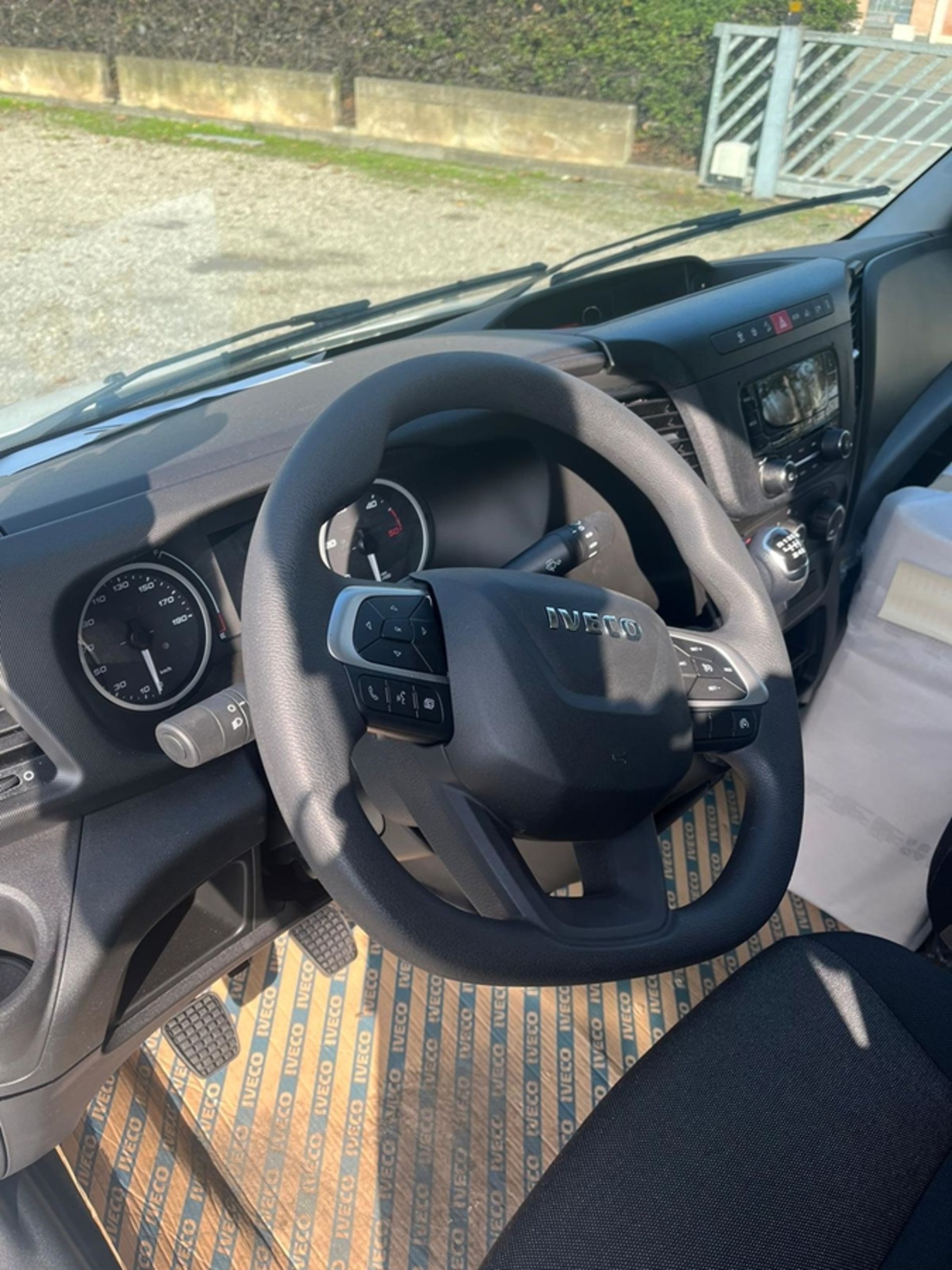 IVECO 35C14 - Lombardia Truck