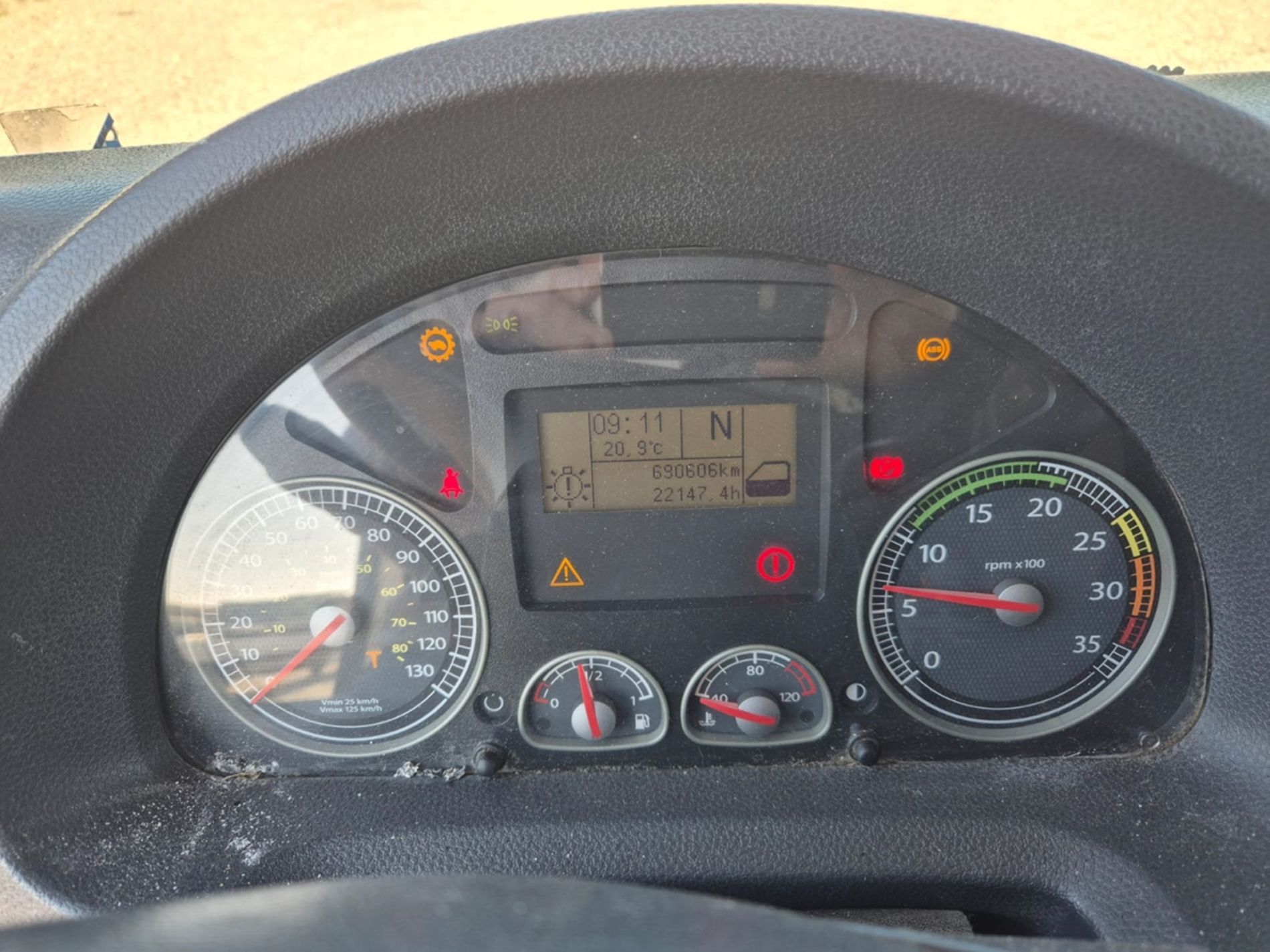 IVECO 35C14 - Lombardia Truck