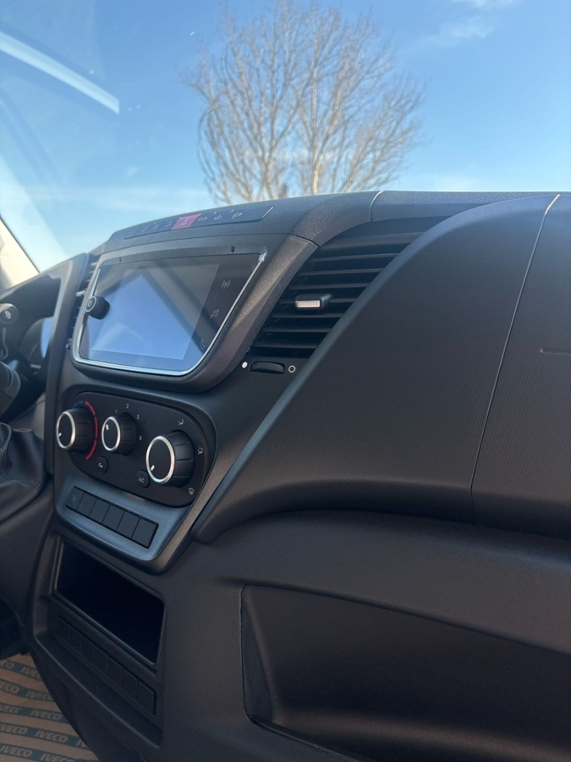 IVECO 35C16H3.0 - Lombardia Truck