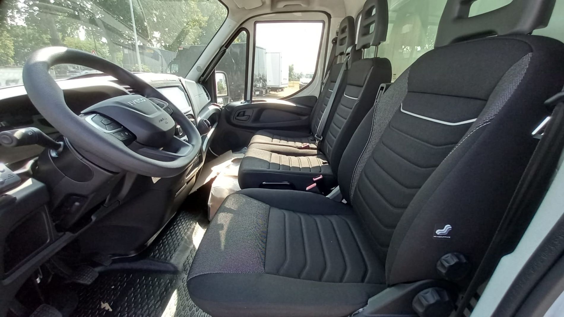 IVECO 35C16H3.0 - Lombardia Truck