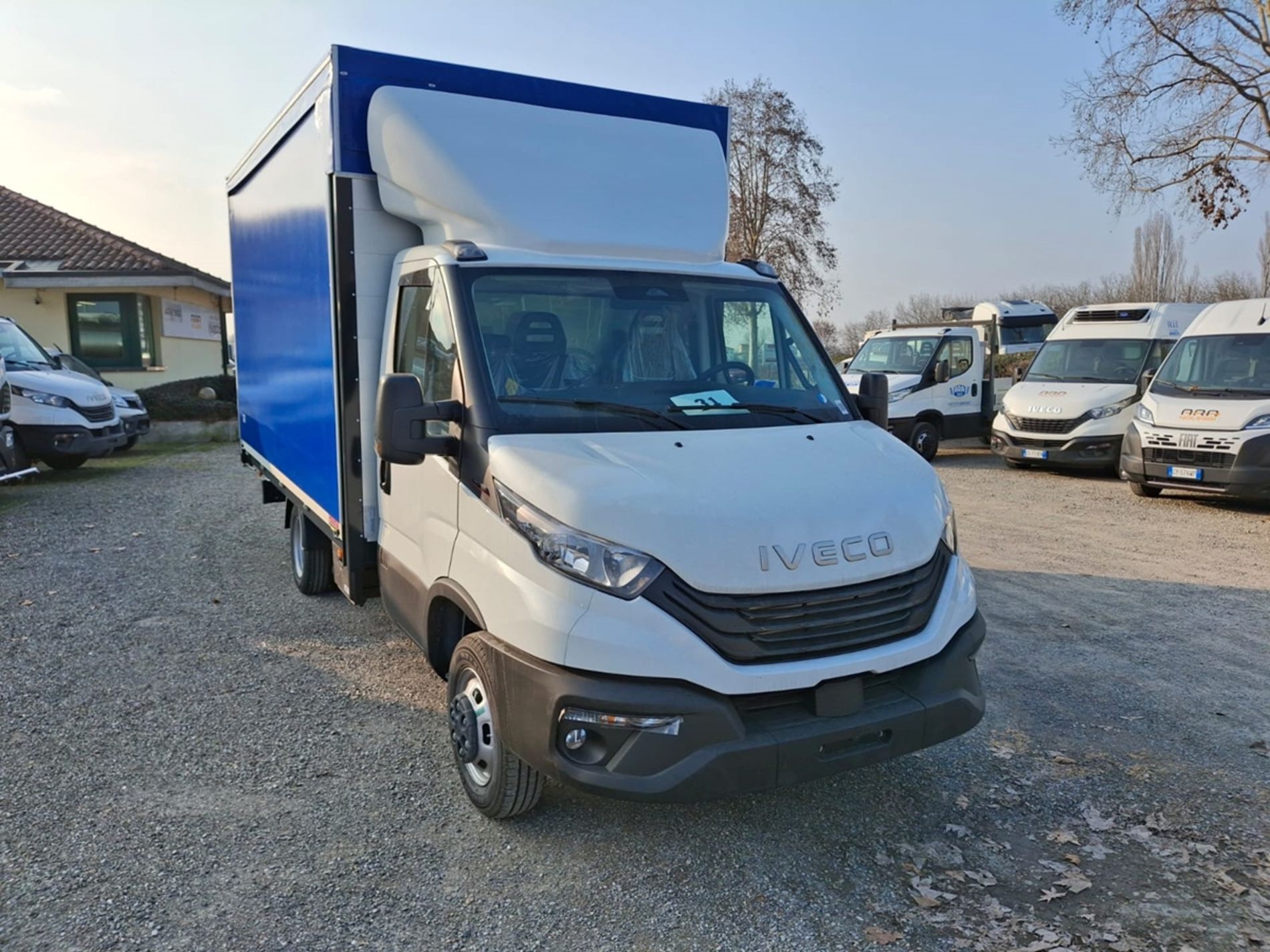 IVECO 35C16H3.0 - Lombardia Truck