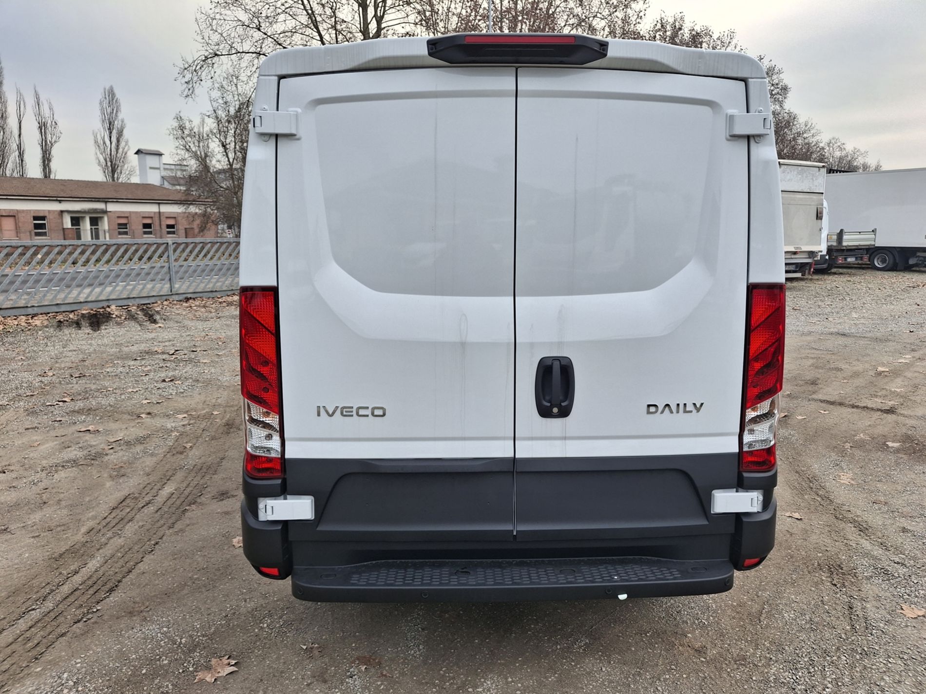 IVECO 35S14 - Lombardia Truck