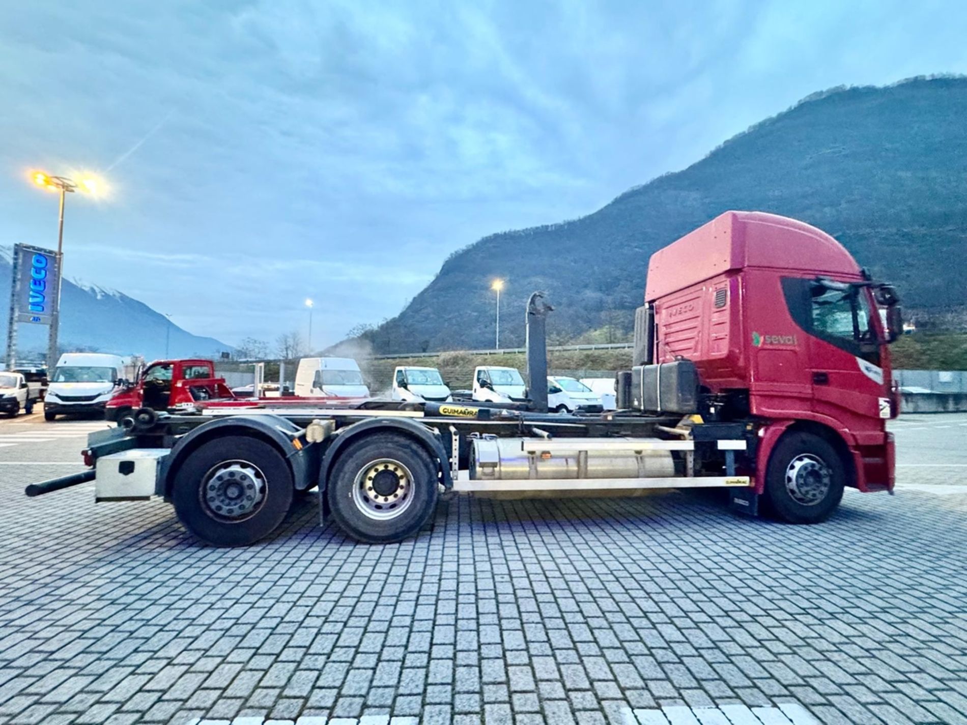 IVECO AS260S46 - Lombardia Truck