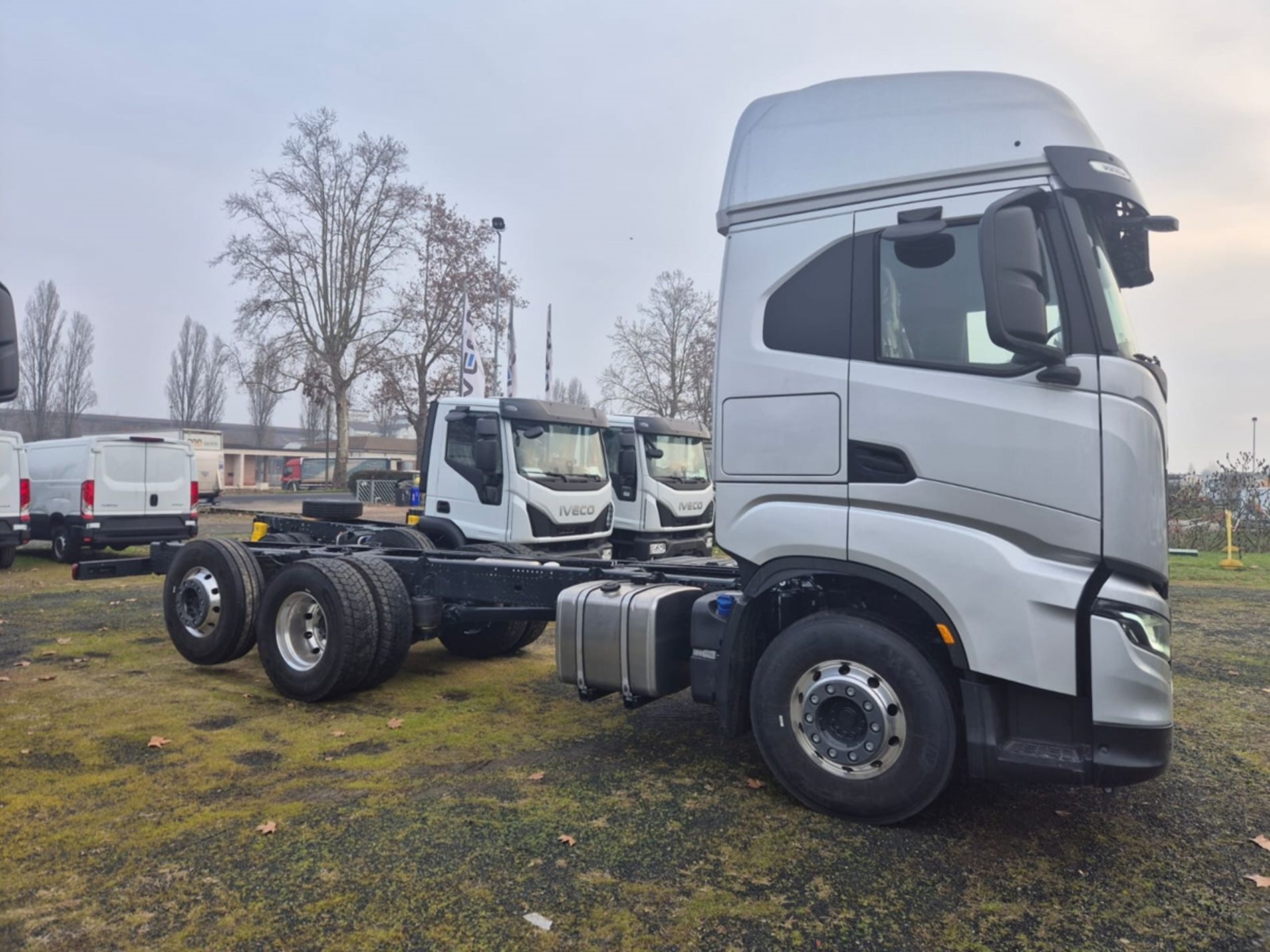 IVECO AS280X53Y/PS ON - Lombardia Truck