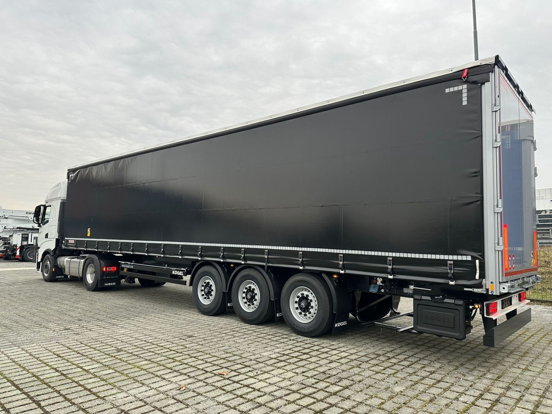 Kogel CENTINATO  - Lombardia Truck