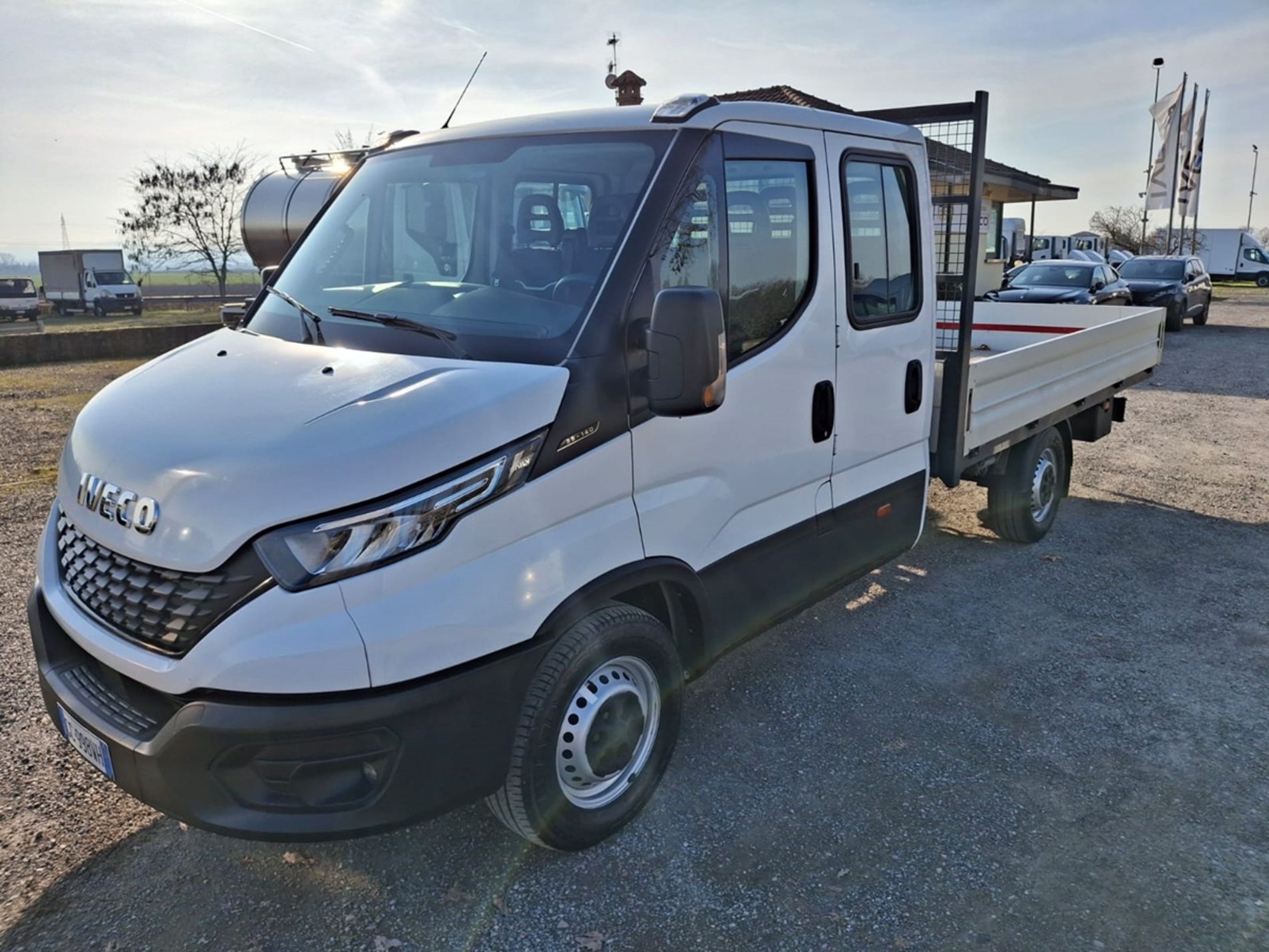IVECO Daily V 35.14 2019 - daily 35 S14H 3750 HD cab. EVId - Lombardia Truck