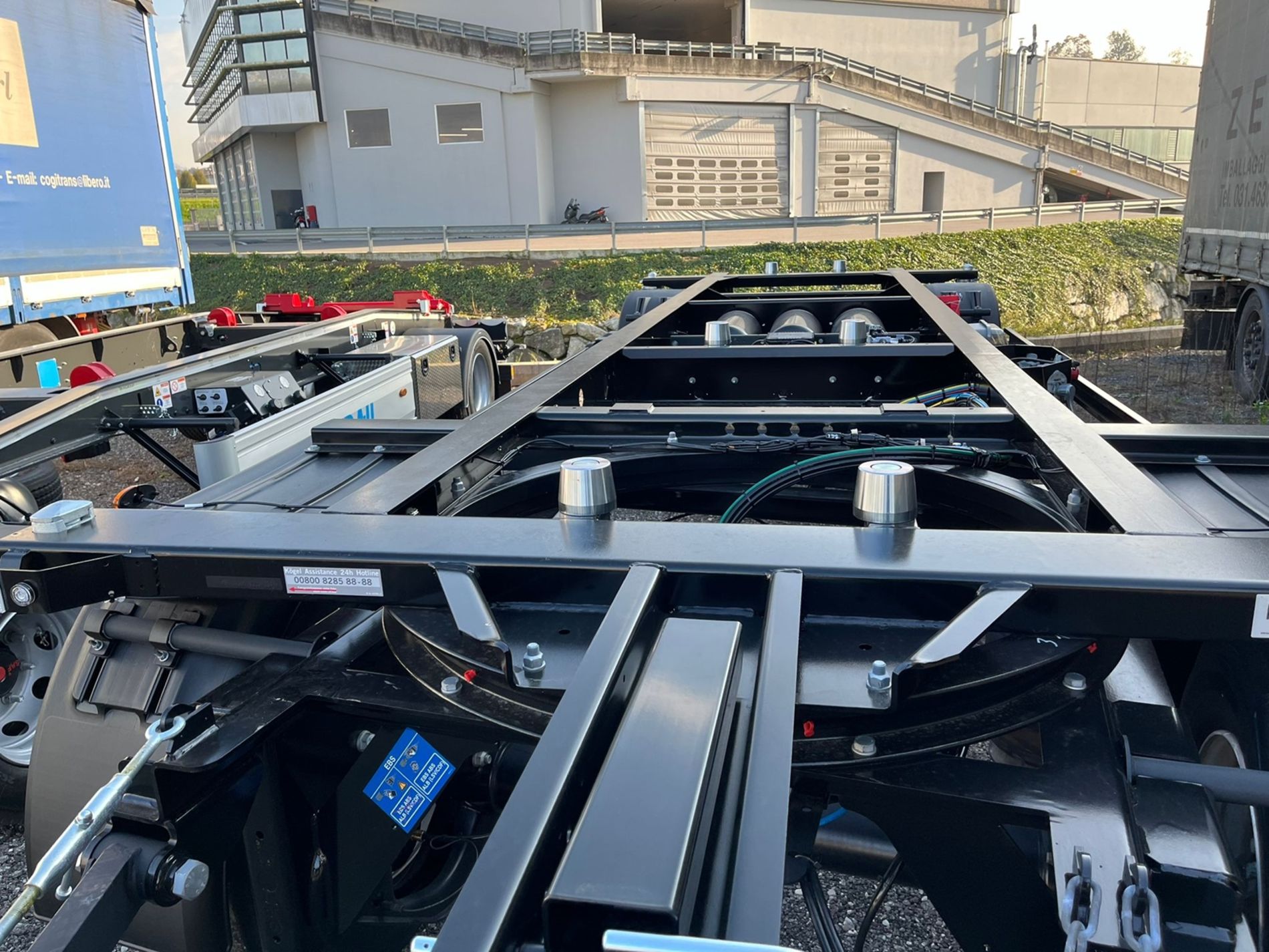 RIMORCHI  SEMIRIMORCHI KOEGEL COMBI - AW18 - RIMORCHIO BIMODALE 22,5 - Lombardia Truck