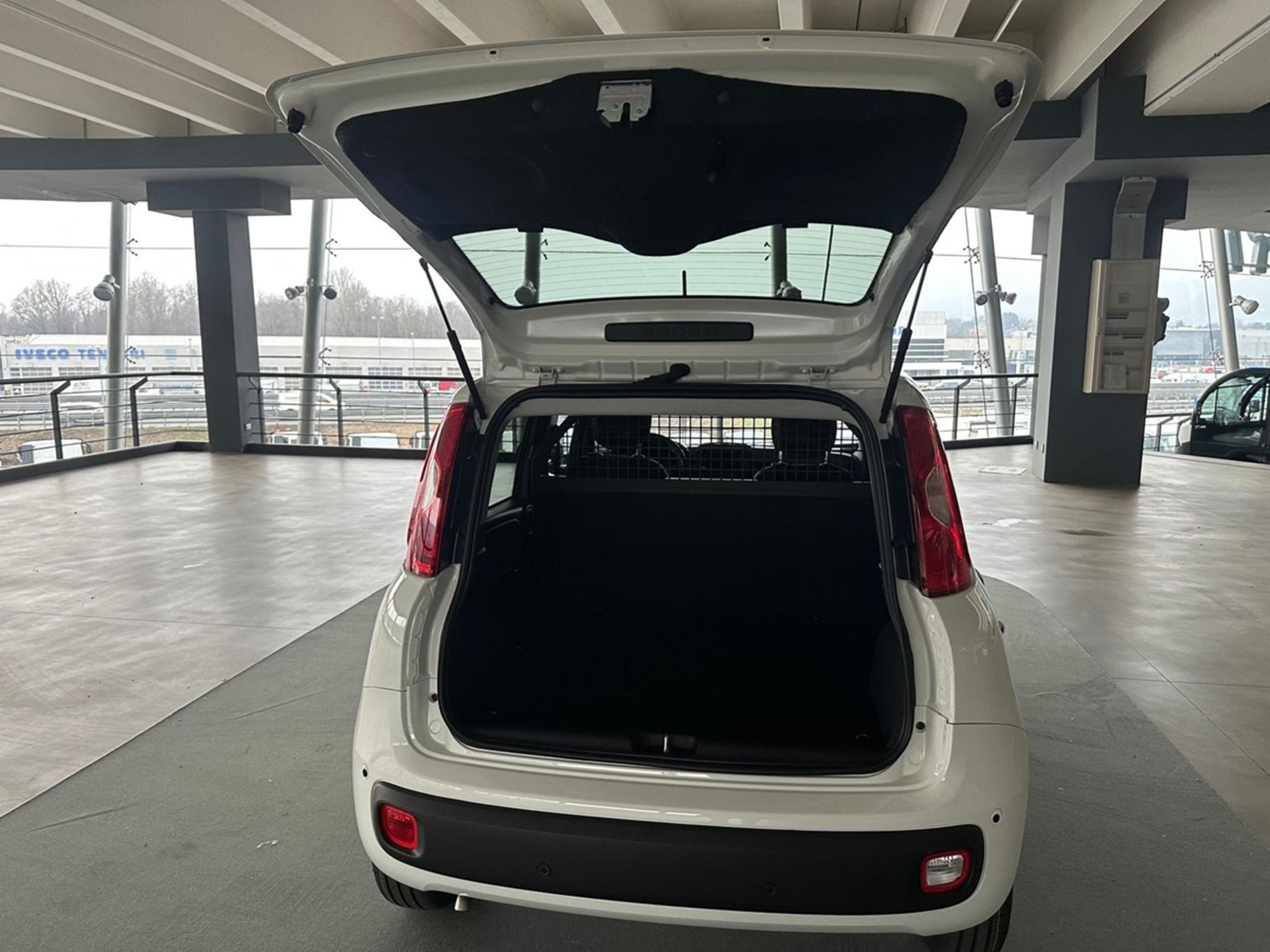 Fiat PANDA VAN 1.0 HIBRID 70CV KM0 - Lombardia Truck