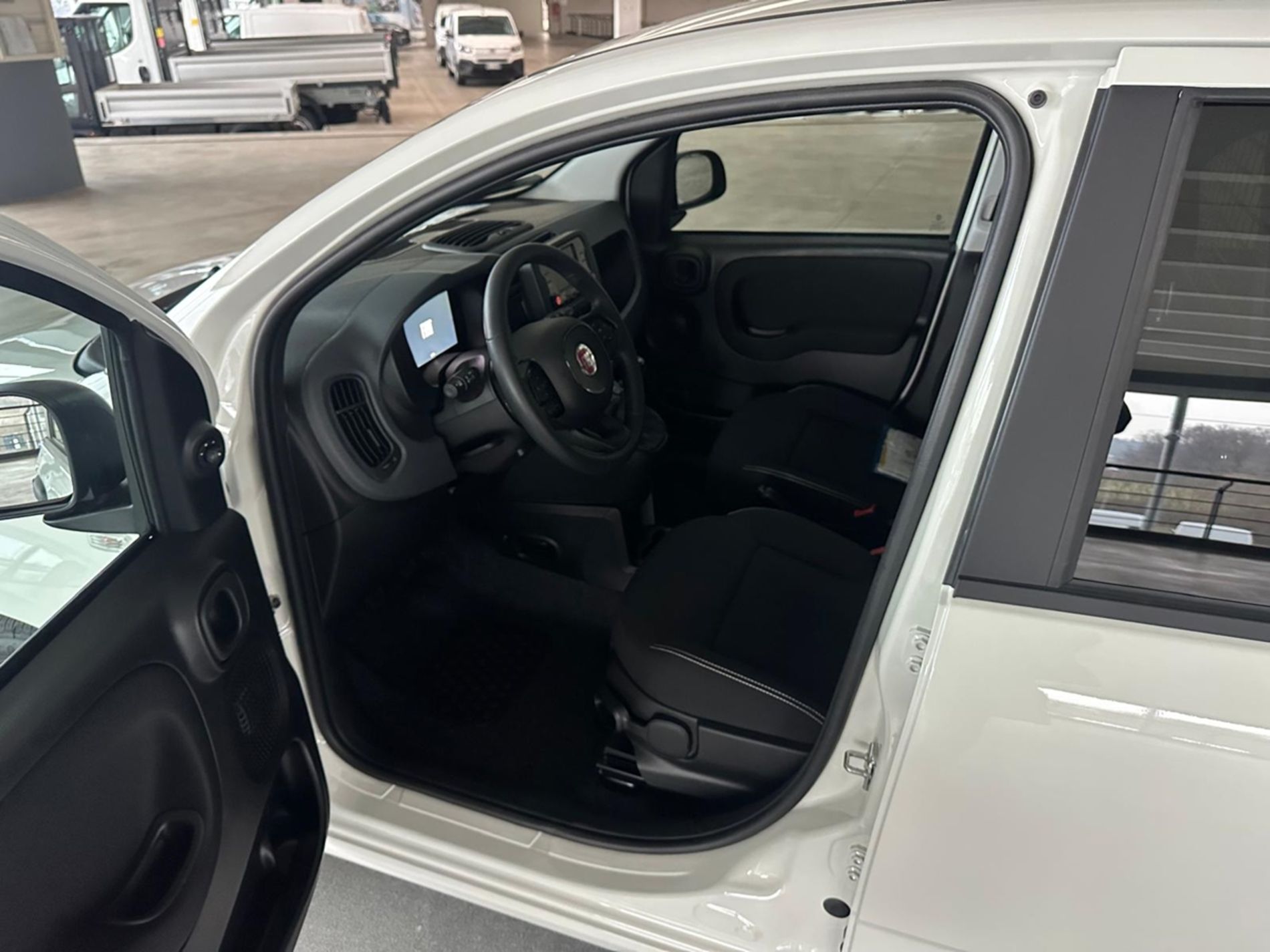 Fiat PANDA VAN 1.0 HIBRID 70CV KM0 - Lombardia Truck