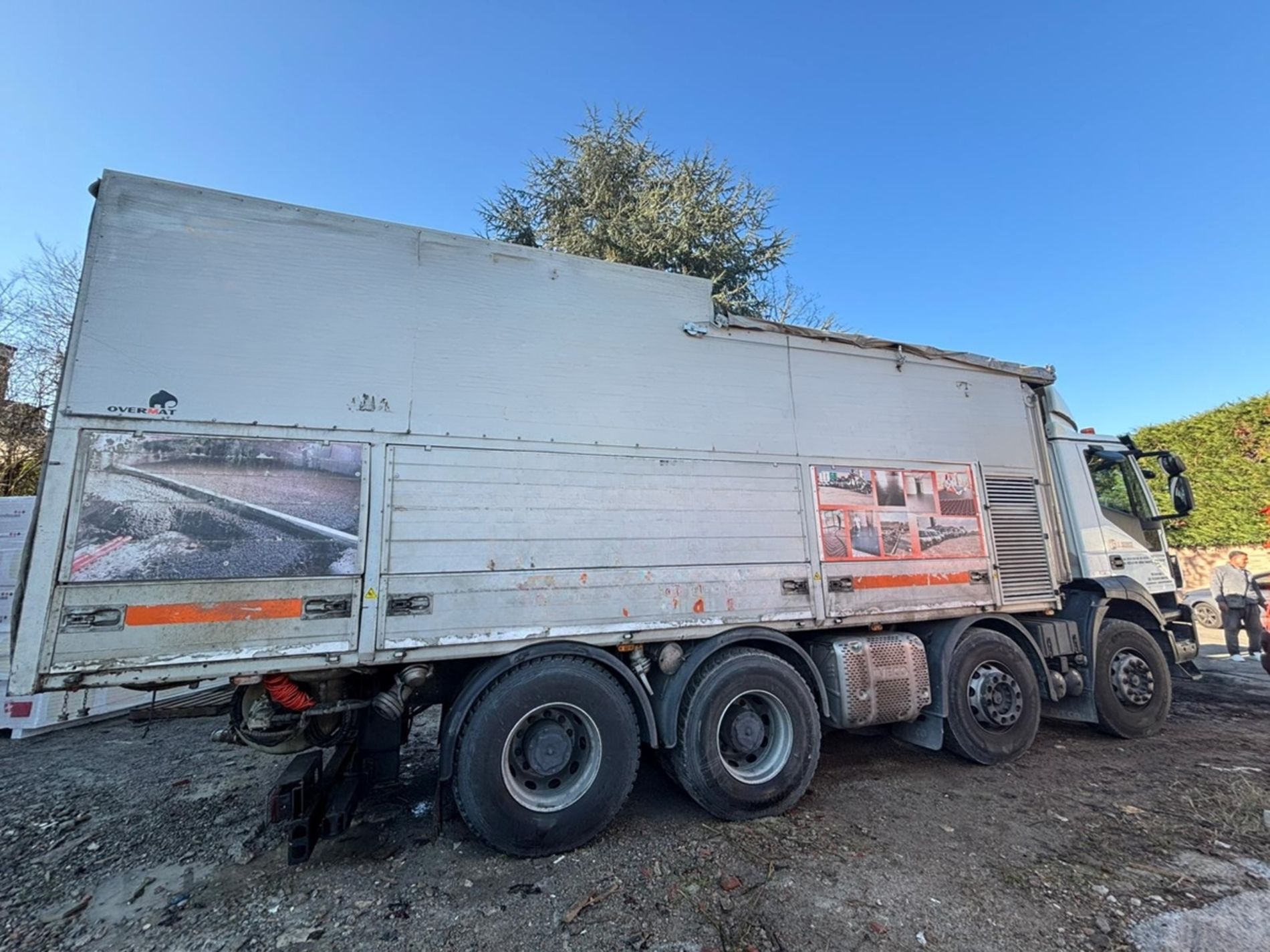 IVECO Mod. IVECO - Lombardia Truck