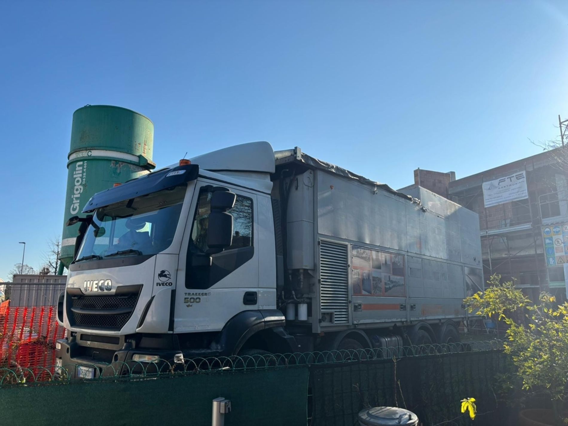 IVECO Mod. IVECO - Lombardia Truck