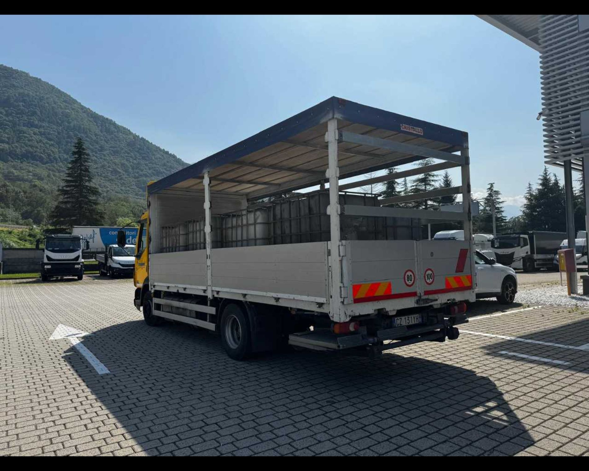 DAF 45.180 CENT e SPONDA - Lombardia Truck