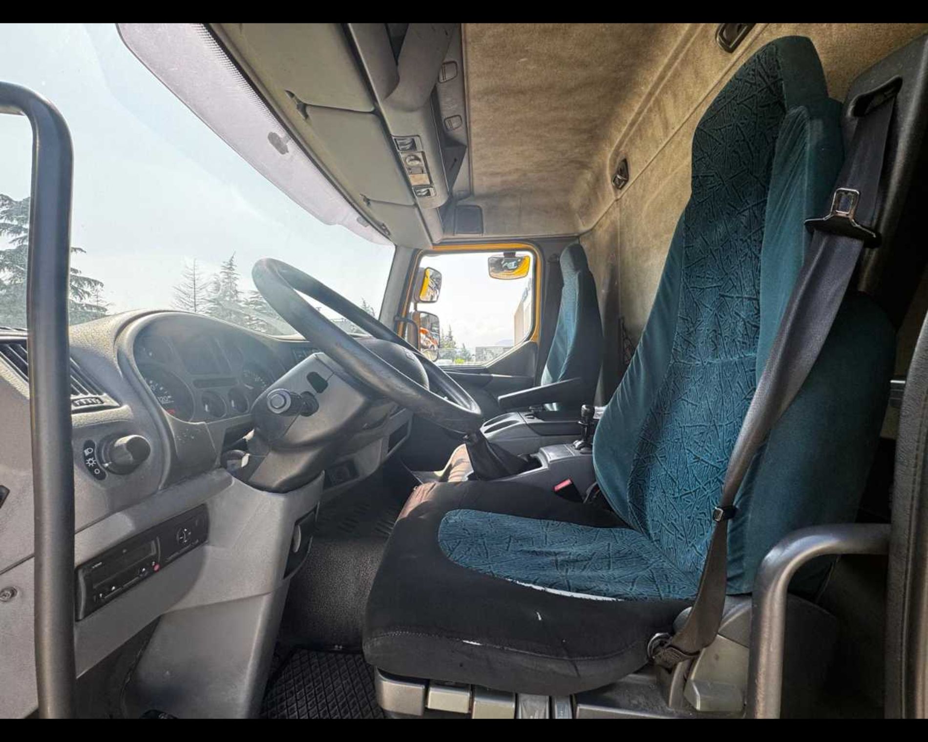 DAF 45.180 CENT e SPONDA - Lombardia Truck