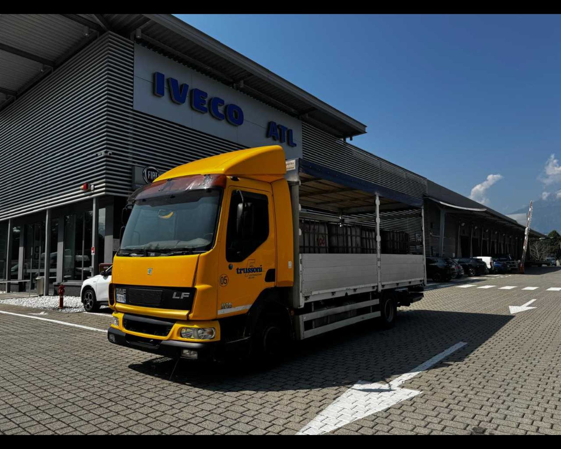 DAF 45.180 CENT e SPONDA - Lombardia Truck