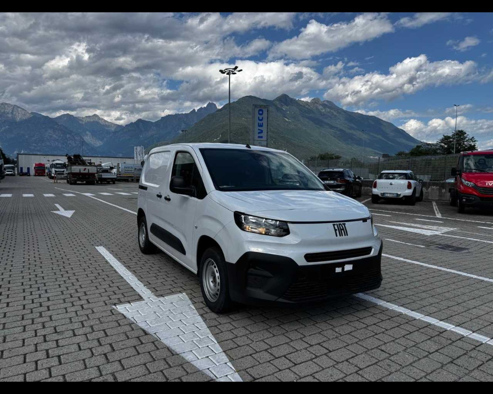Fiat Doblò Serie 3 Van Ch1 1.5 Bluehdi 100cv Mt6 - Lombardia Truck