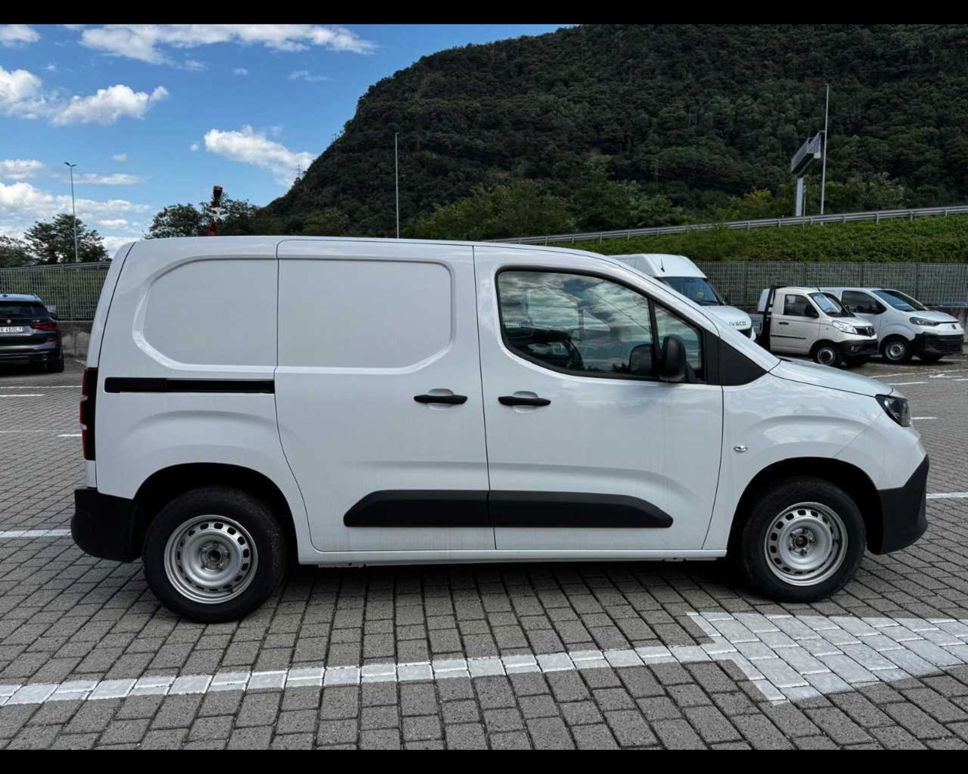 Fiat Doblò Serie 3 Van Ch1 1.5 Bluehdi 100cv Mt6 - Lombardia Truck