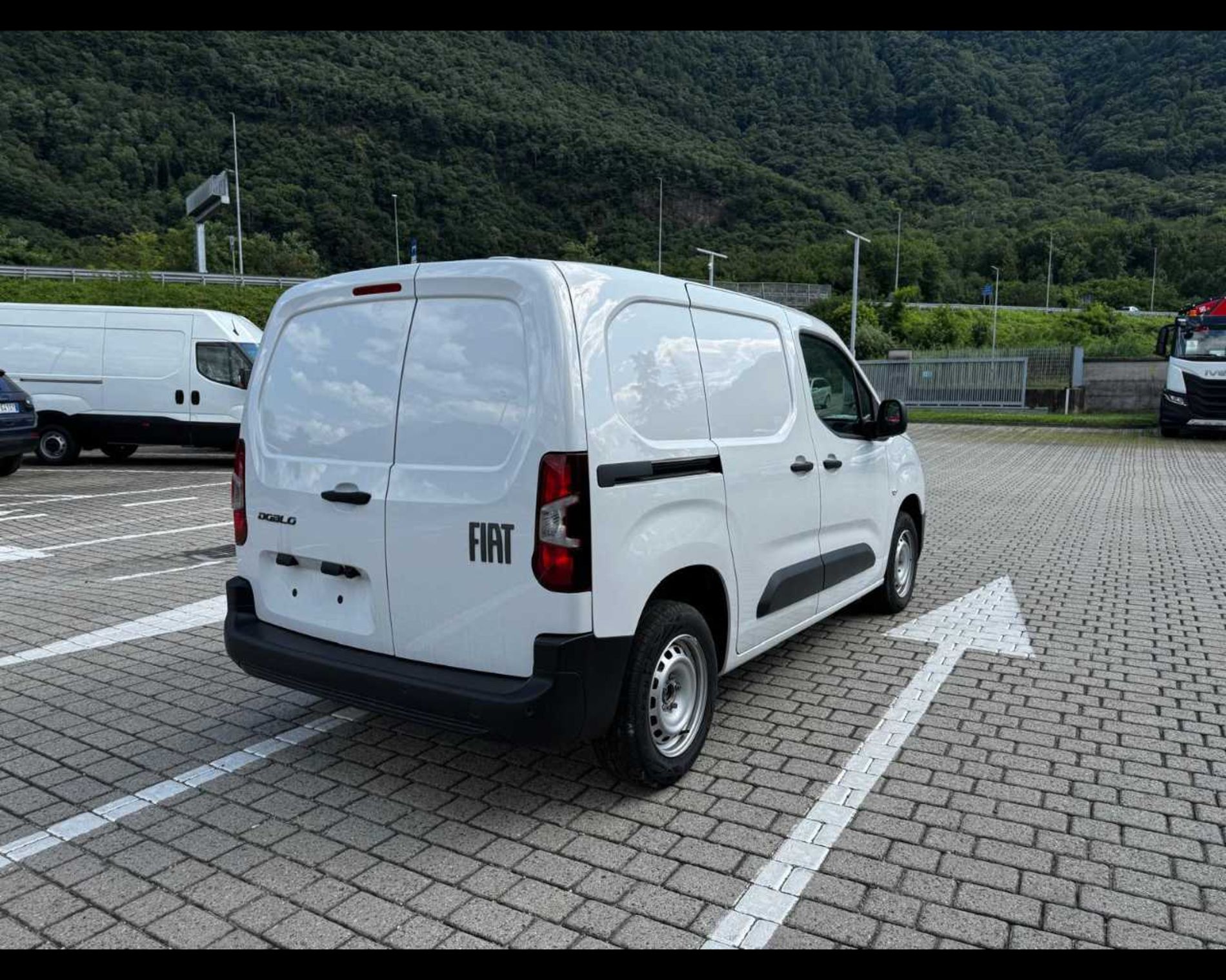 Fiat Doblò Serie 3 Van Ch1 1.5 Bluehdi 100cv Mt6 - Lombardia Truck