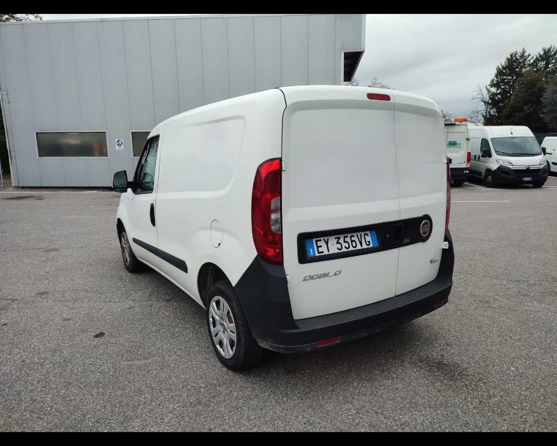 Fiat Doblo cargo 1.3 mjt 16v 90cv 15q E5+ - Lombardia Truck