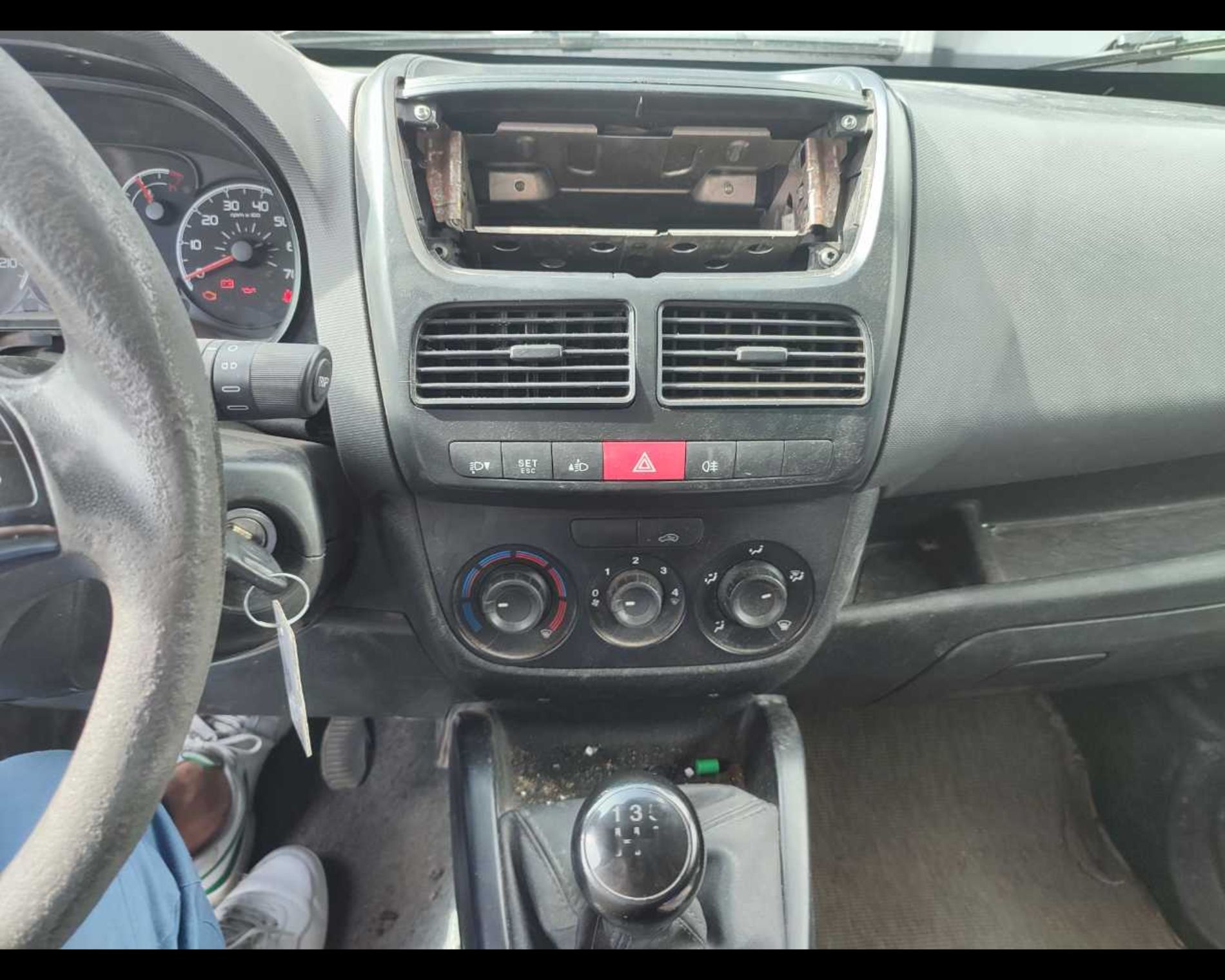 Fiat Doblo Cargo Maxi 1.3 mjt 16v 90cv E5 - Problemi al cambio  - Lombardia Truck