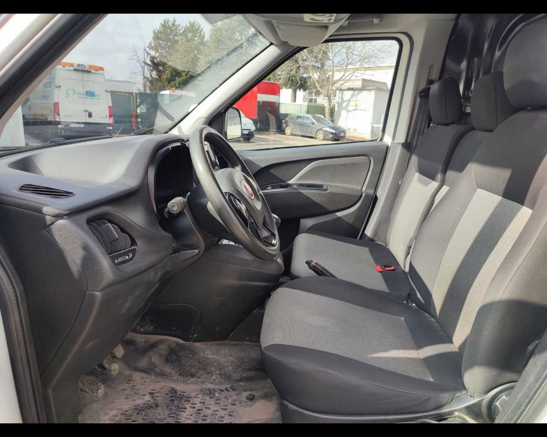Fiat Doblo cargo maxi 1.6 mjt 105cv LH1 - Lombardia Truck