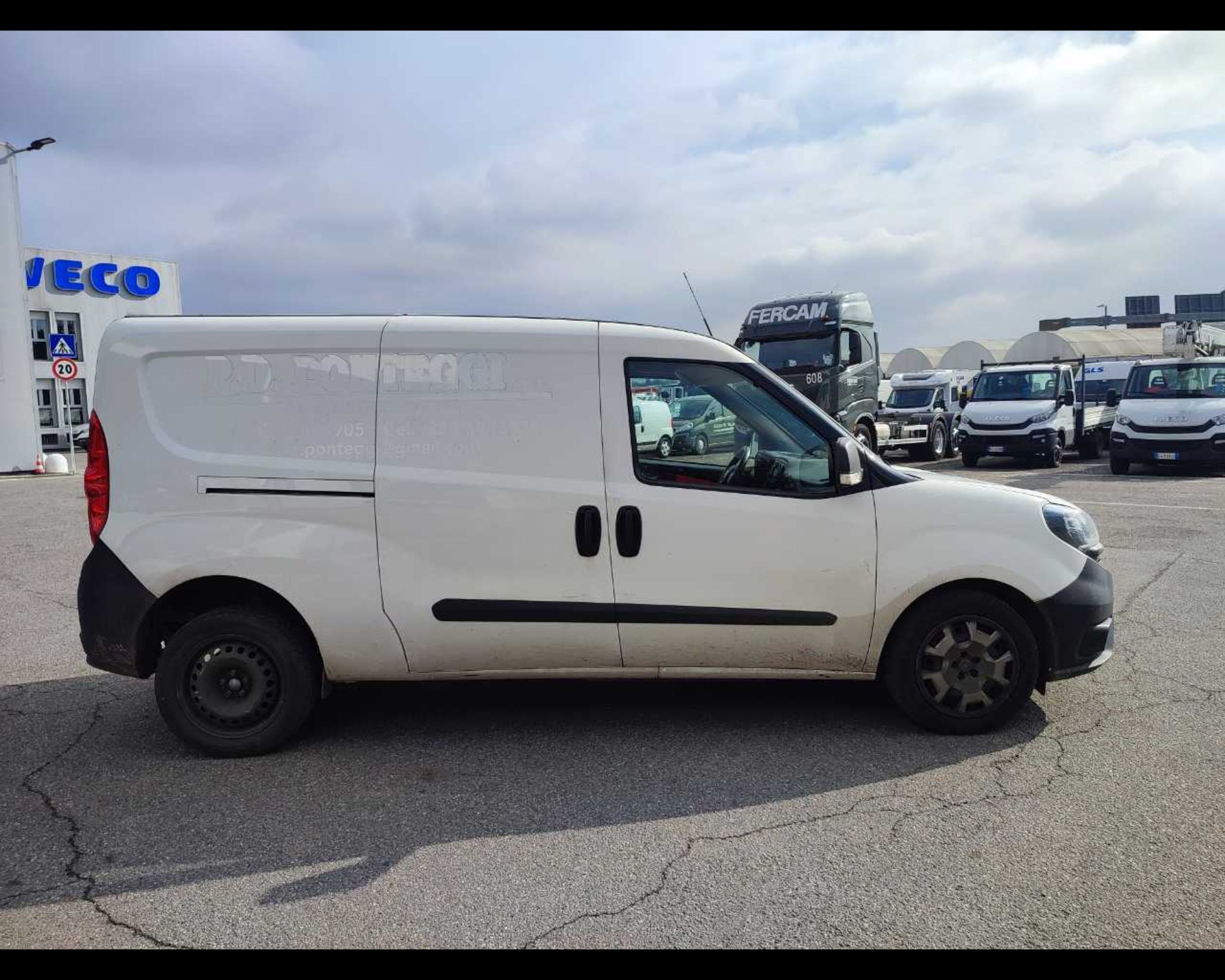 Fiat Doblo cargo maxi 1.6 mjt 105cv LH1 - Lombardia Truck
