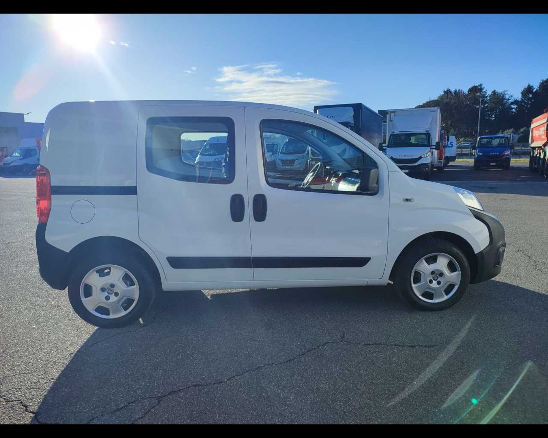 Fiat Fiorino cargo 1.3 mjt 95cv ecojet SX E6d-temp - Lombardia Truck