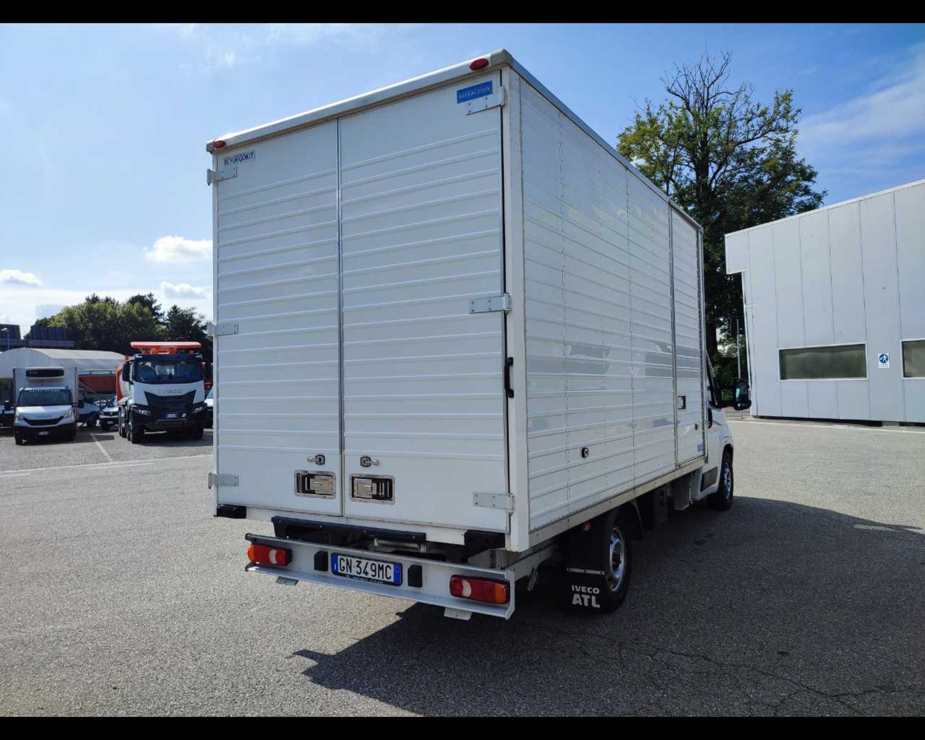 Fiat DUCATO CON BOX - Lombardia Truck