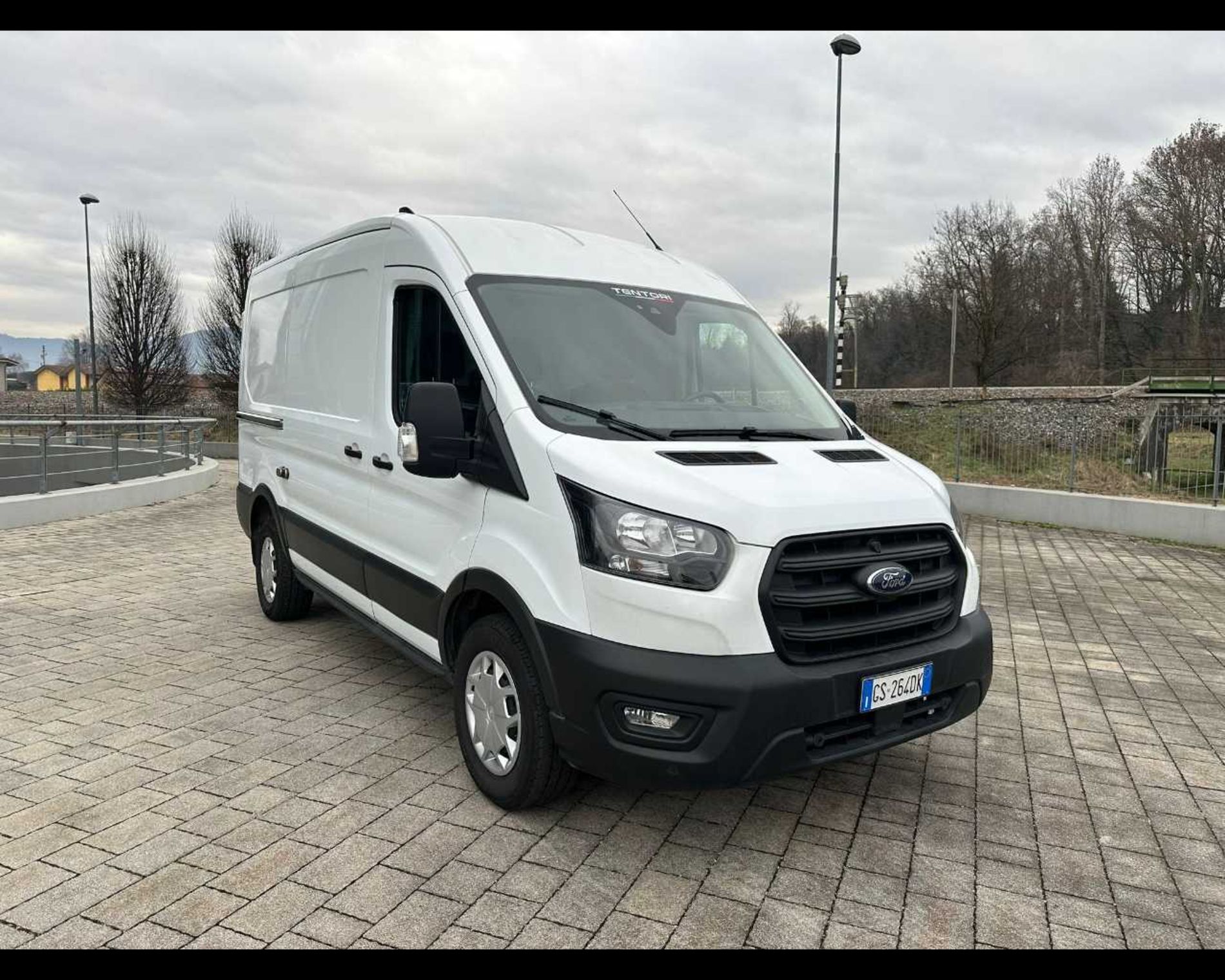 FORD TRANSIT 330 L - FURGONE - Lombardia Truck