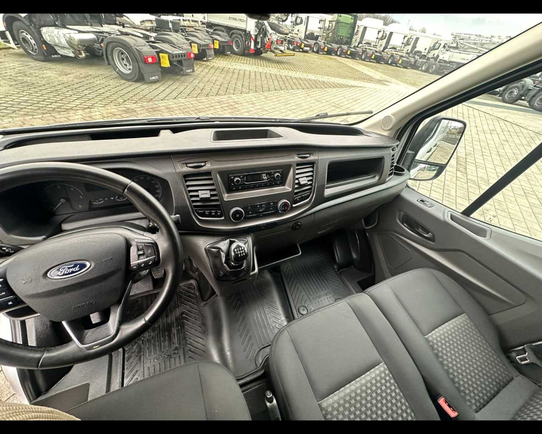 FORD TRANSIT 330 L - FURGONE - Lombardia Truck