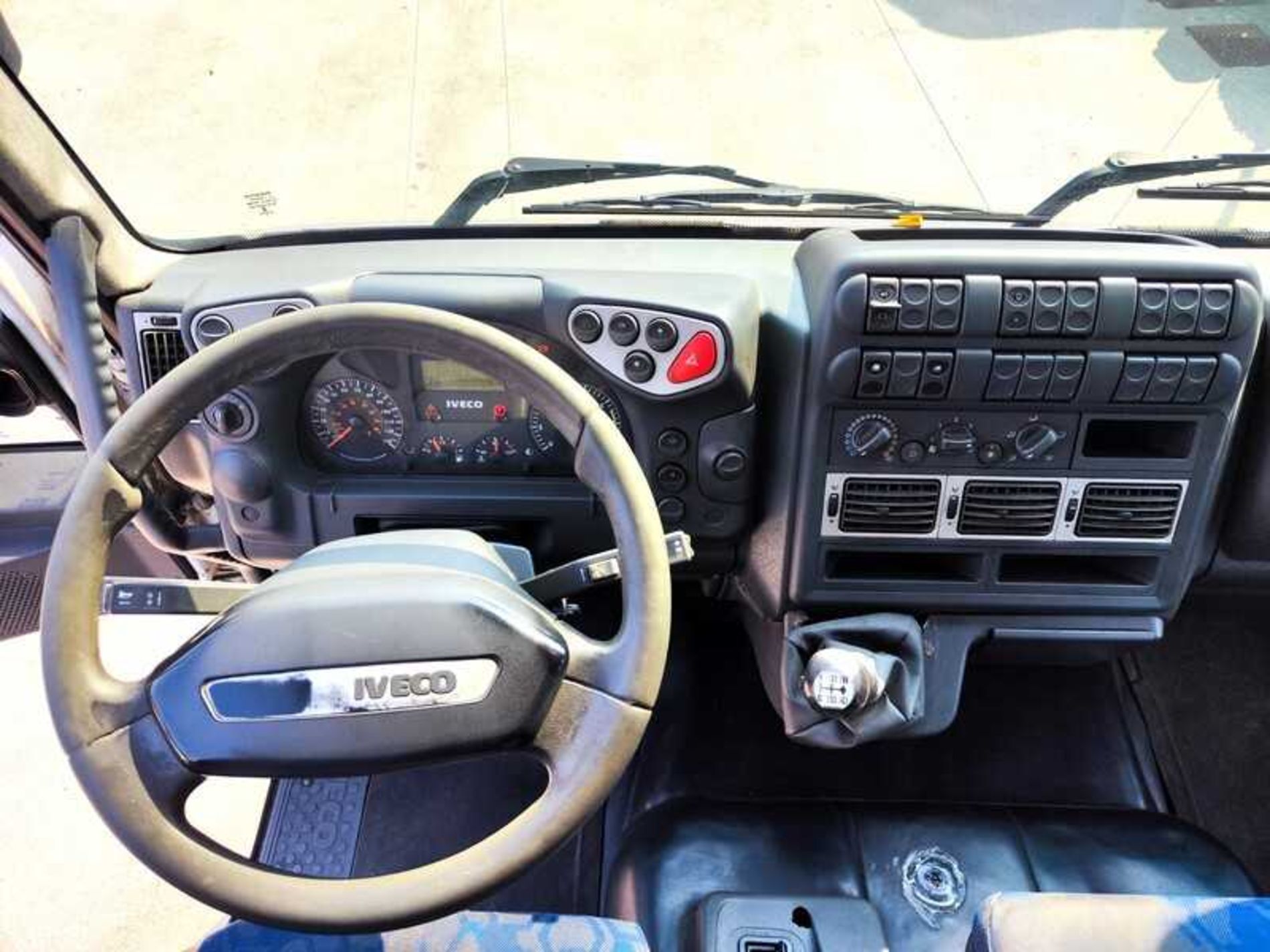 IVECO ML160E25/P CASSONE CENTINA + SPONDA - Lombardia Truck