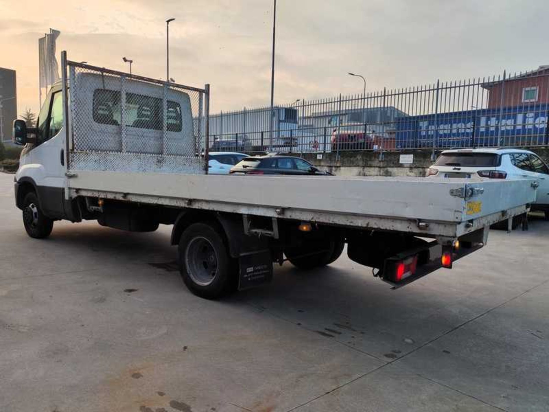 IVECO 35C12 CASSONE FISSO - Lombardia Truck