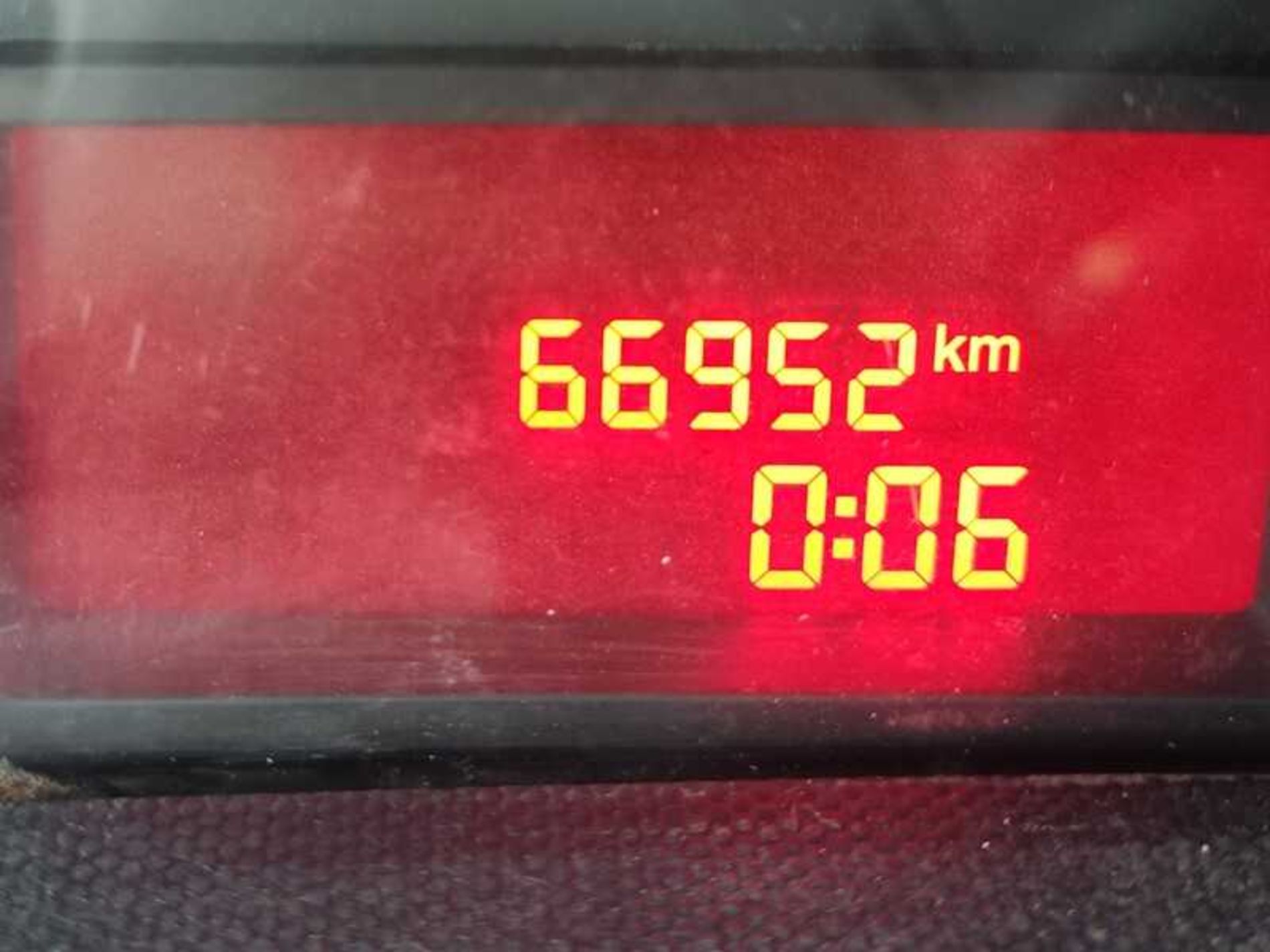 IVECO 35C12 CASSONE FISSO - Lombardia Truck