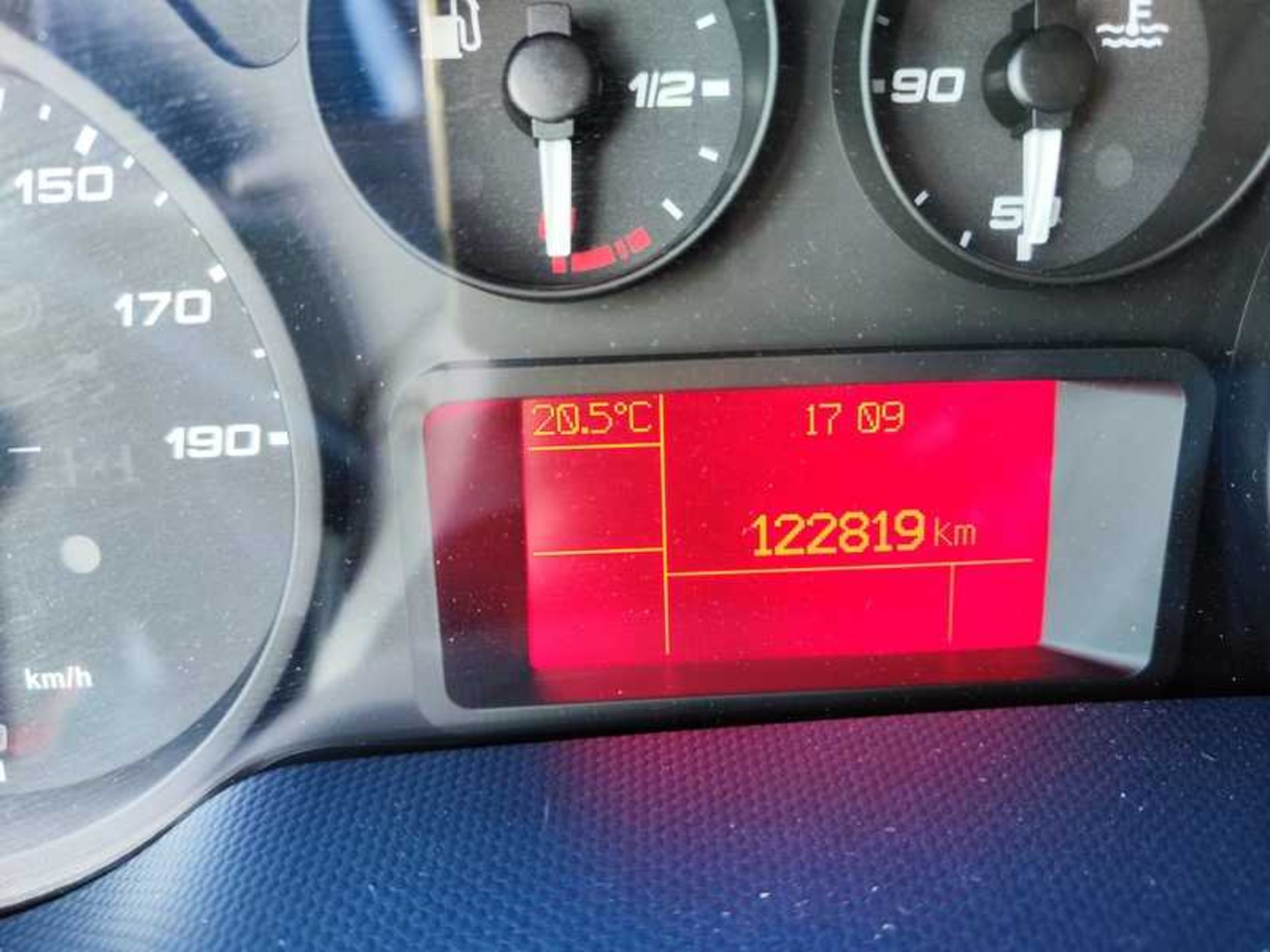 IVECO 35C12 FURGONE IN LEGA - Lombardia Truck