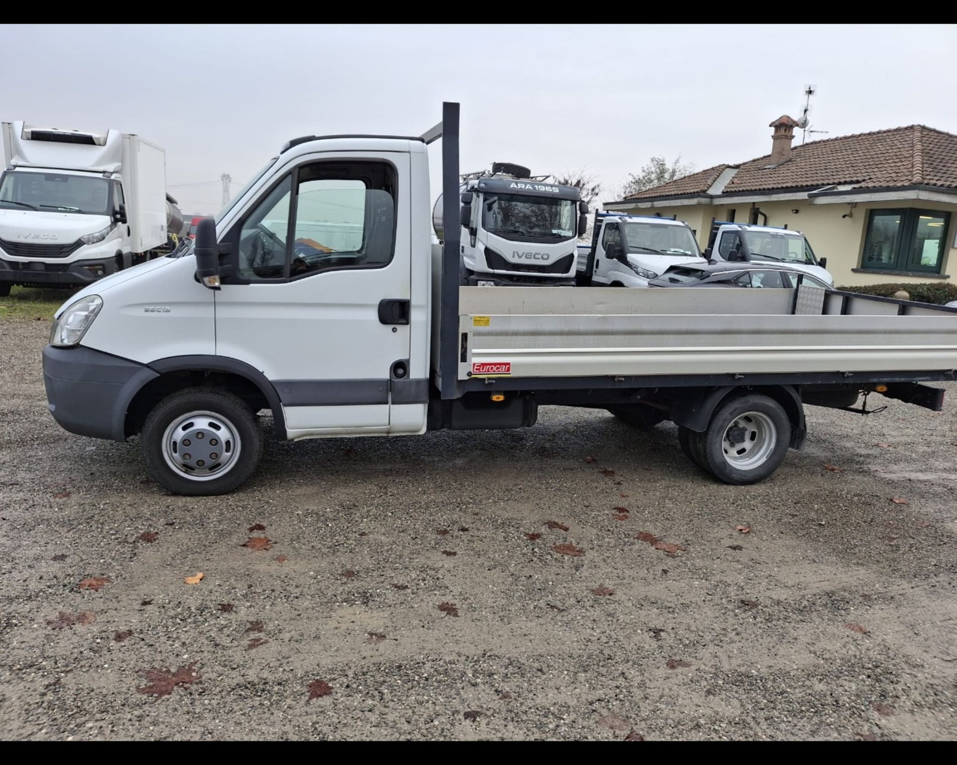 IVECO 35C13 - cabinato - Lombardia Truck