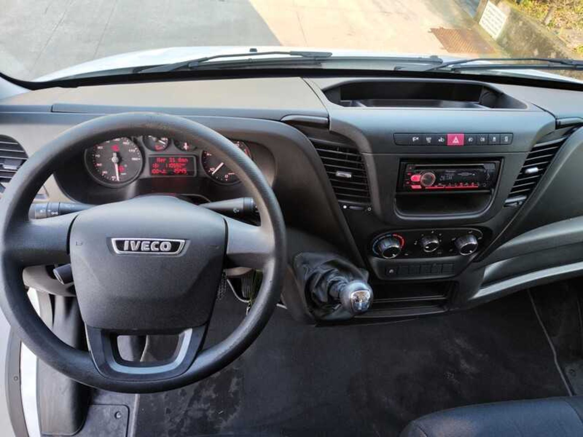 IVECO 35C14 FURGONE IN LEGA - Lombardia Truck