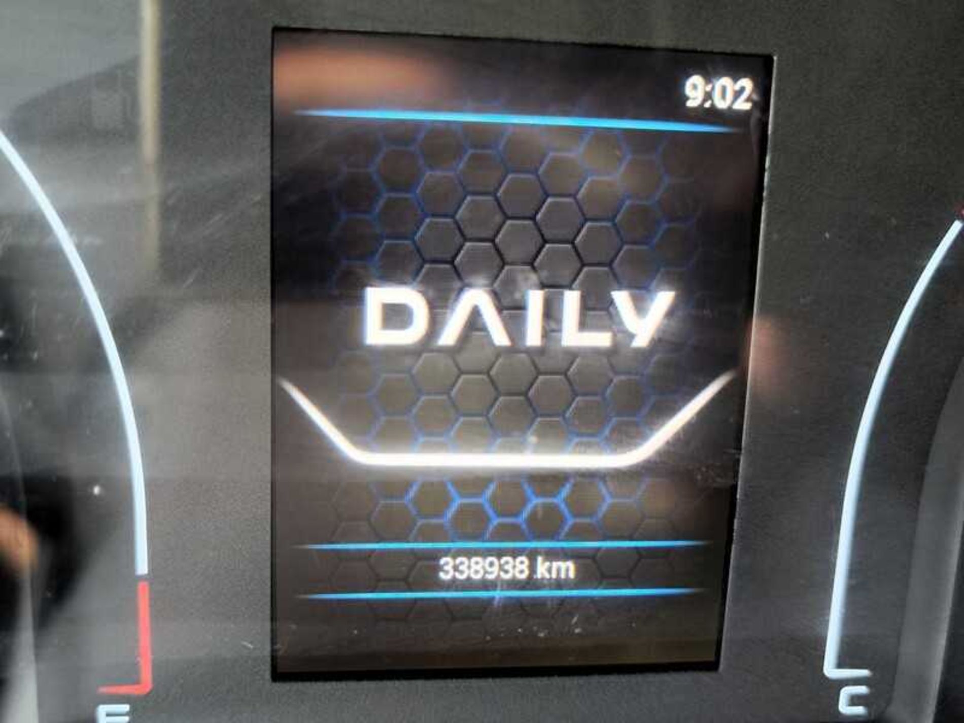 IVECO 35C163.0 CENTINATO CON SPONDA RETRATTILE - Lombardia Truck