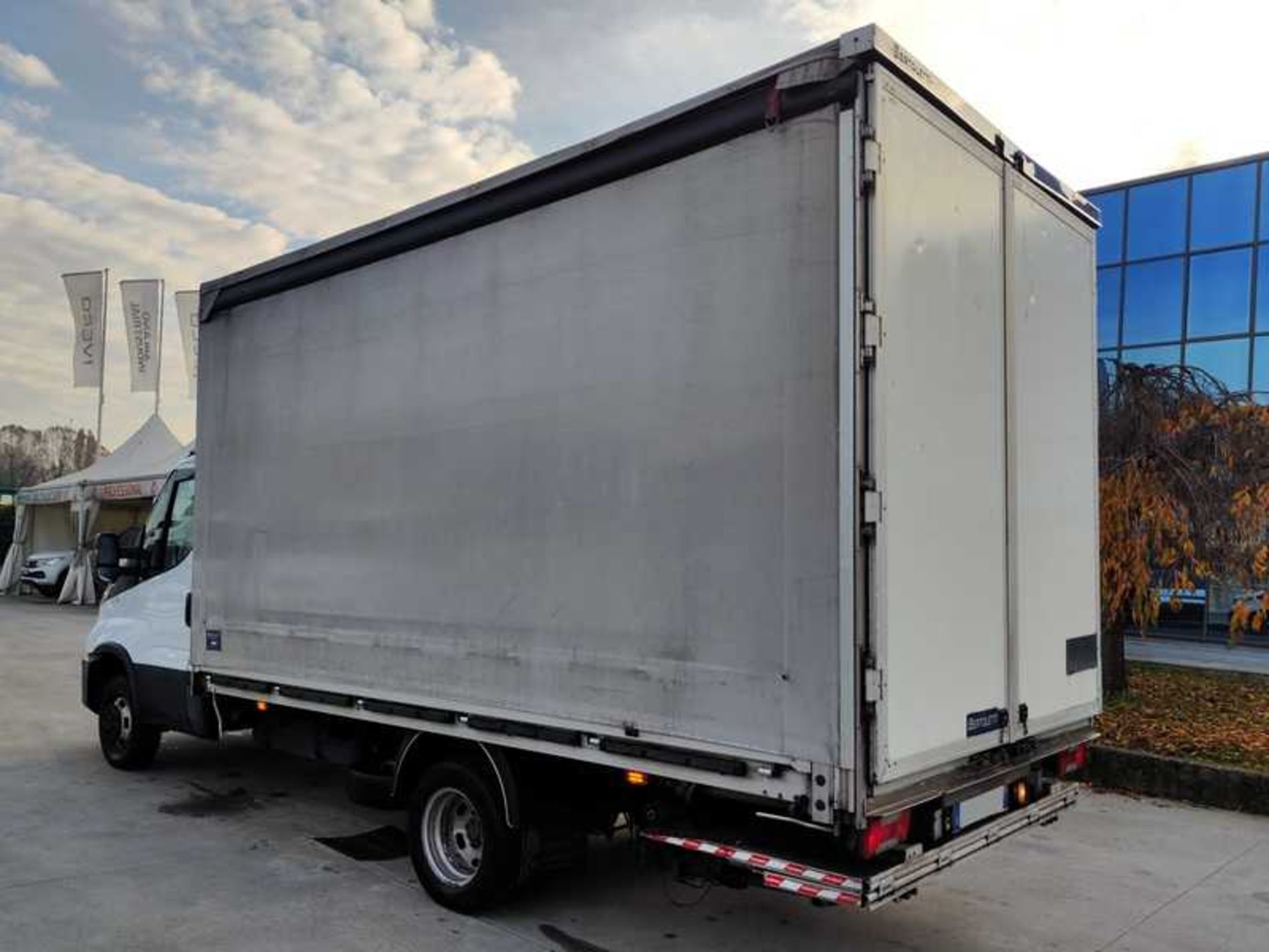 IVECO 35C163.0 CENTINATO CON SPONDA RETRATTILE - Lombardia Truck
