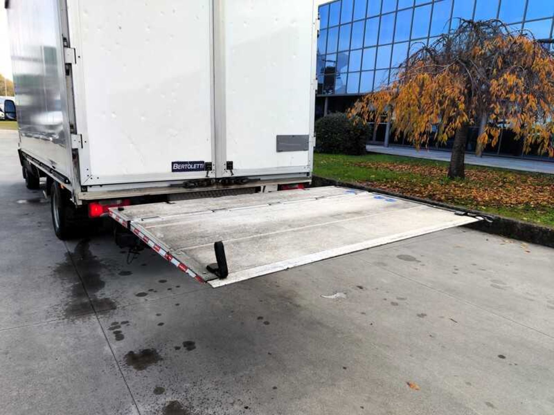 IVECO 35C163.0 CENTINATO CON SPONDA RETRATTILE - Lombardia Truck