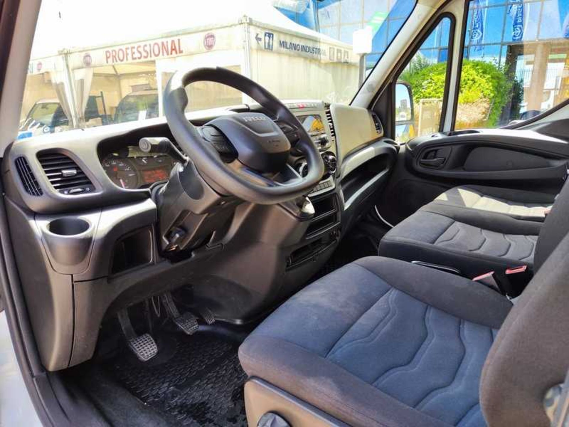 IVECO 35C163.0 FURGONE IN LEGA - Lombardia Truck