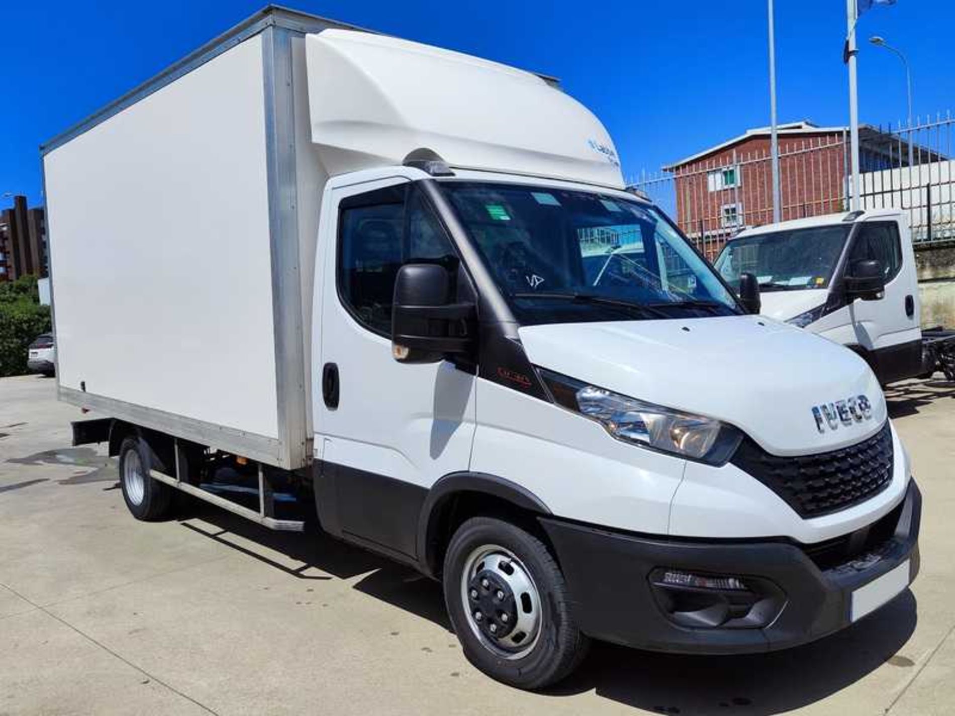 IVECO 35C163.0 FURGONE IN LEGA - Lombardia Truck