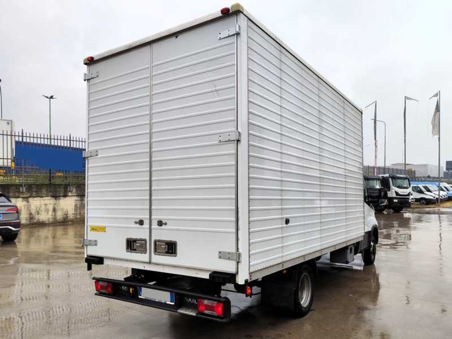 IVECO 35C163.0 FURGONE IN LEGA - Lombardia Truck