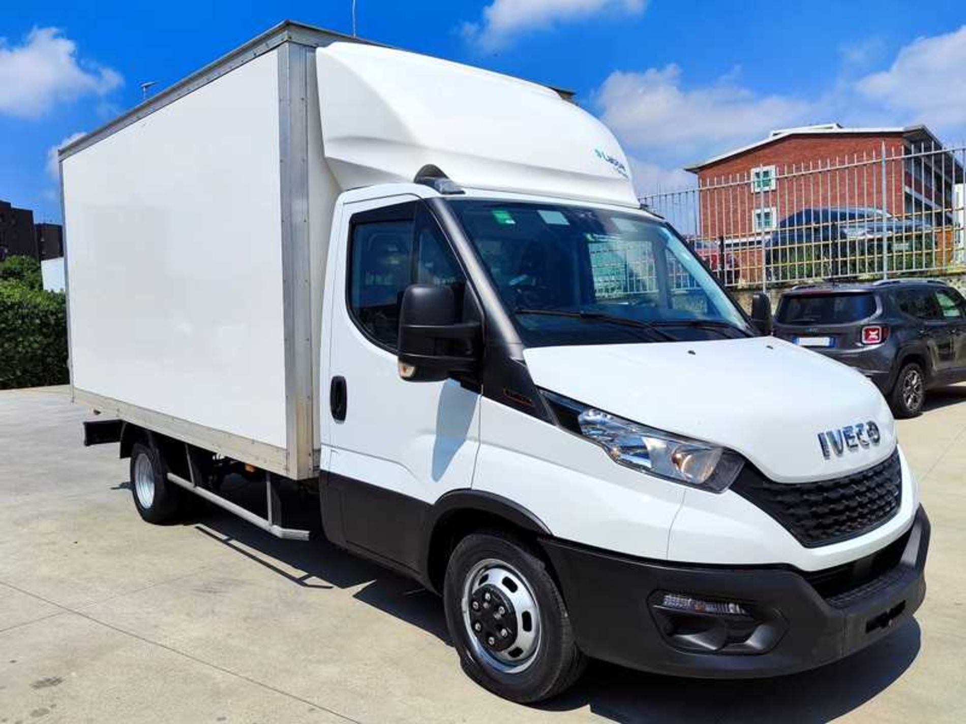 IVECO 35C163.0 FURGONE IN LEGA - Lombardia Truck