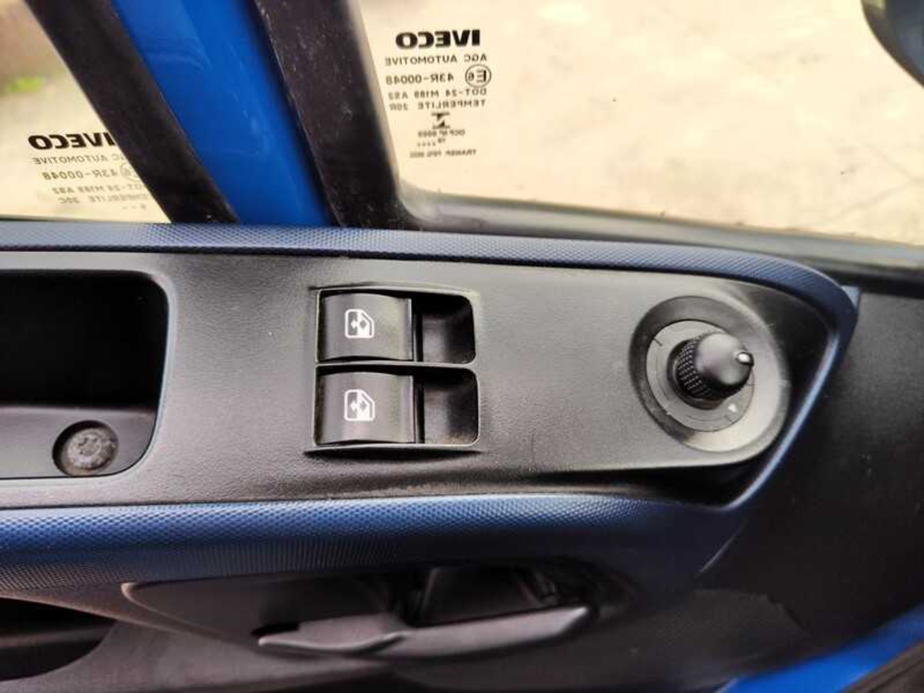 IVECO 35C18HA8 FURGONE LEGA CON SPONDA - Lombardia Truck