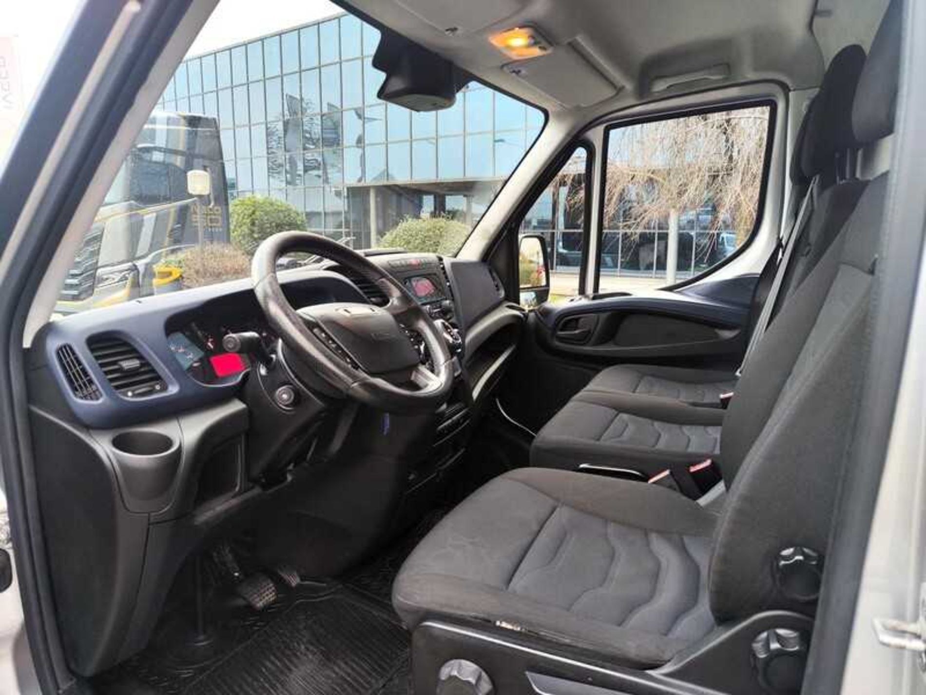 IVECO 35S14A8V H2 3520L - Lombardia Truck