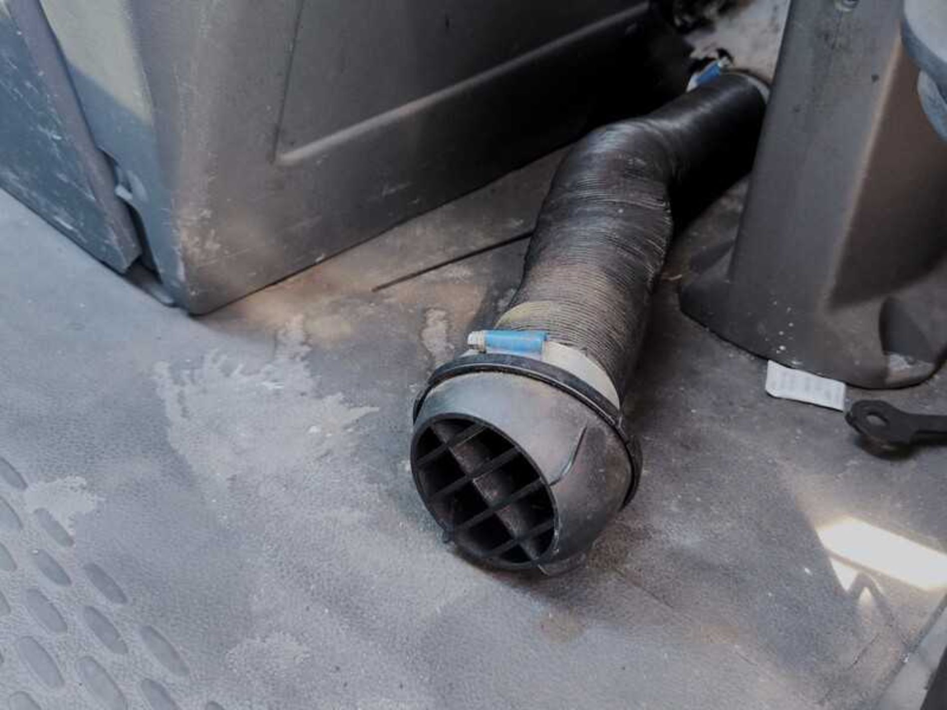 IVECO 35S14G V/P H2 3300 - Lombardia Truck