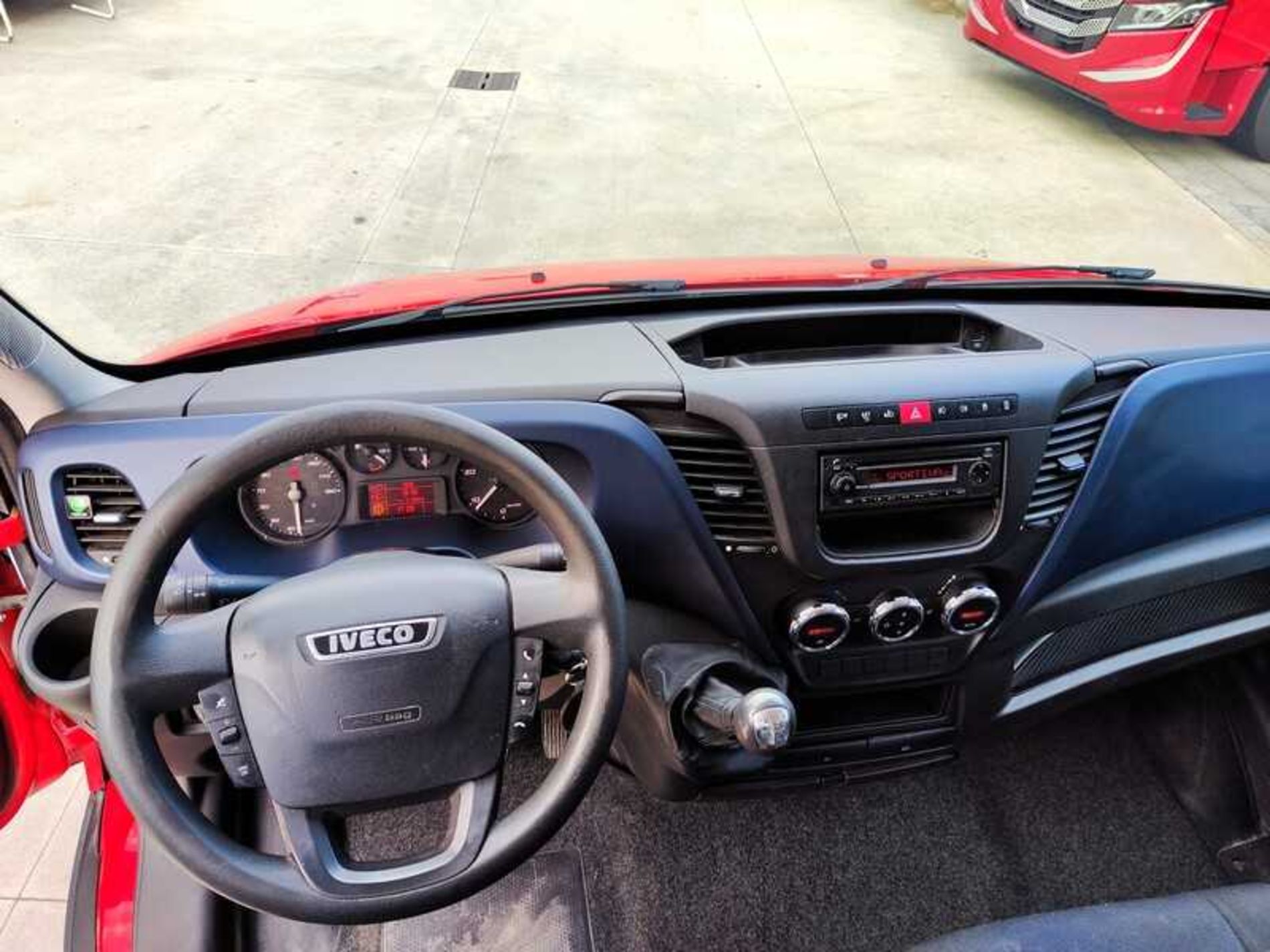 IVECO 35S14V H2 3520 - Lombardia Truck