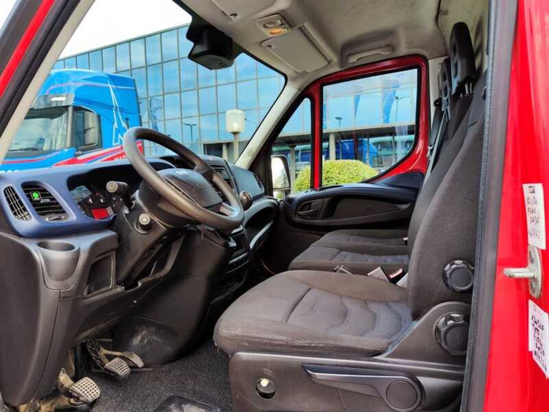 IVECO 35S14V H2 3520 - Lombardia Truck